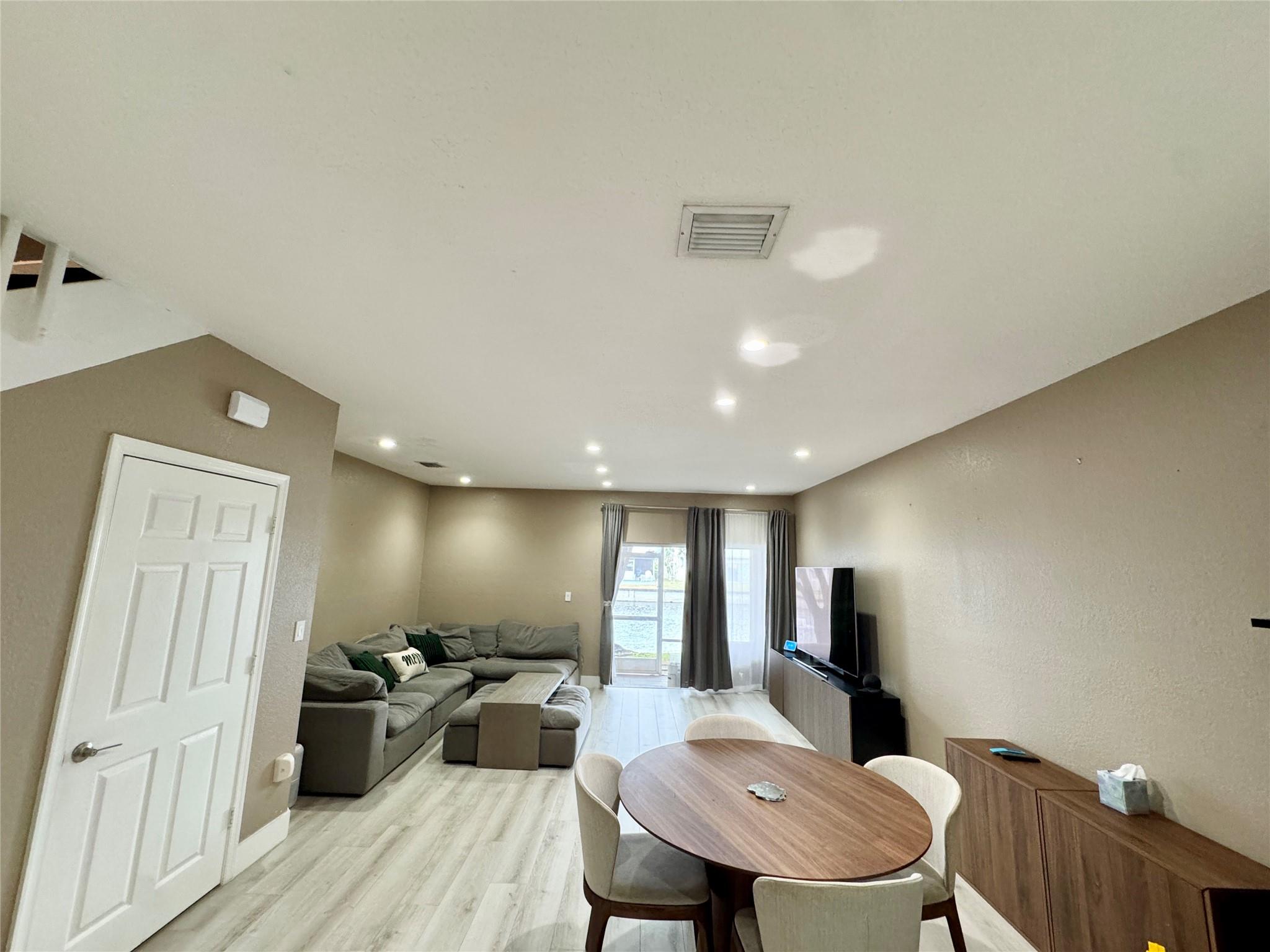 TUSCANY - Residential