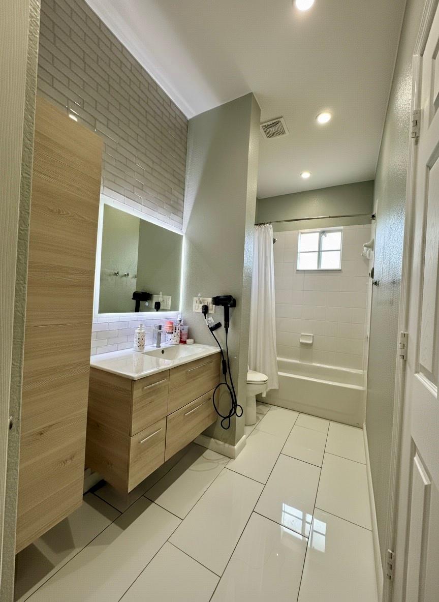 TUSCANY - Residential