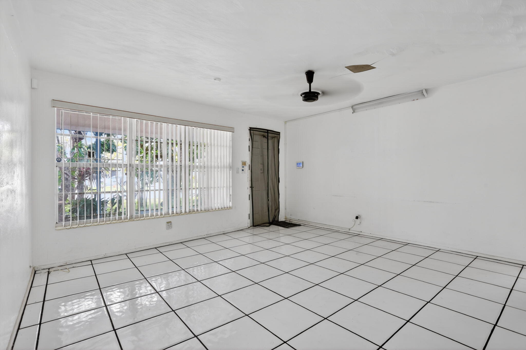 2411 NE 10th Terrace