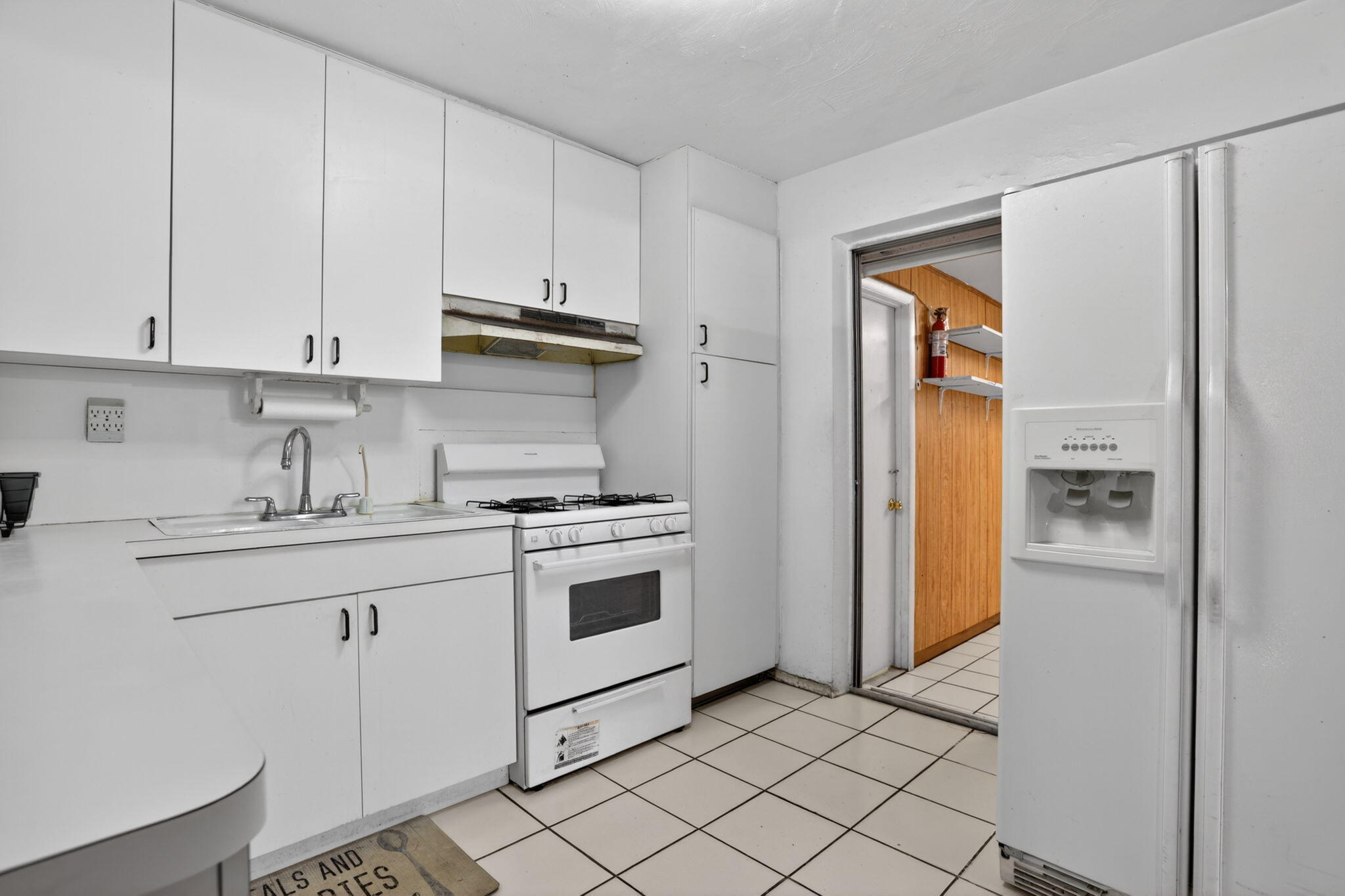 CRESTHAVEN NO 6 - Residential