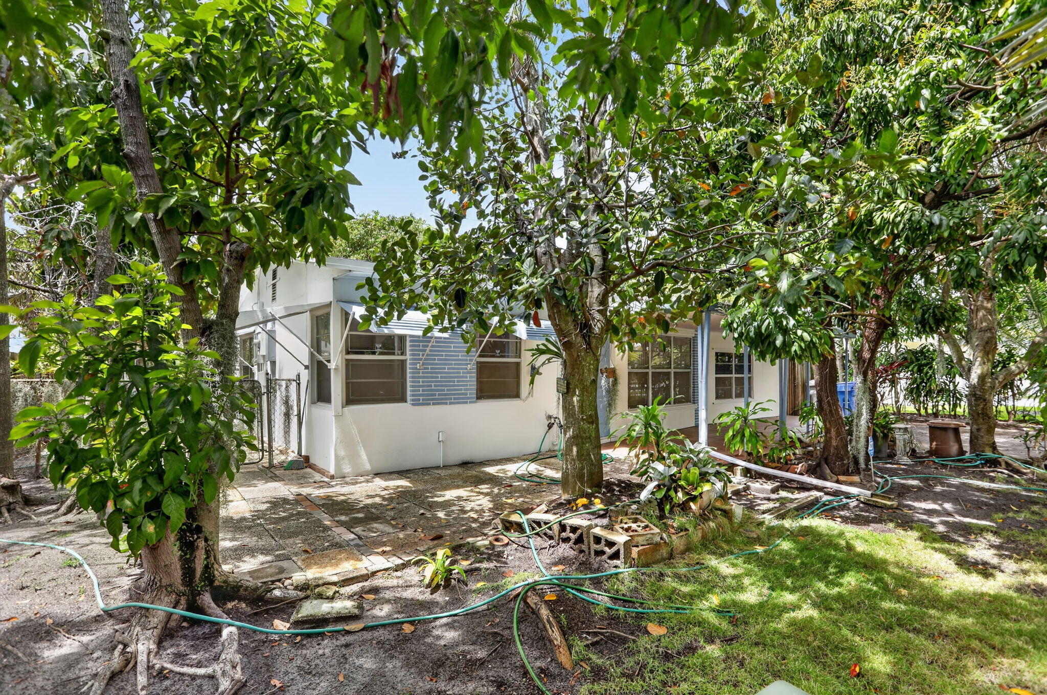 CRESTHAVEN NO 6 - Residential