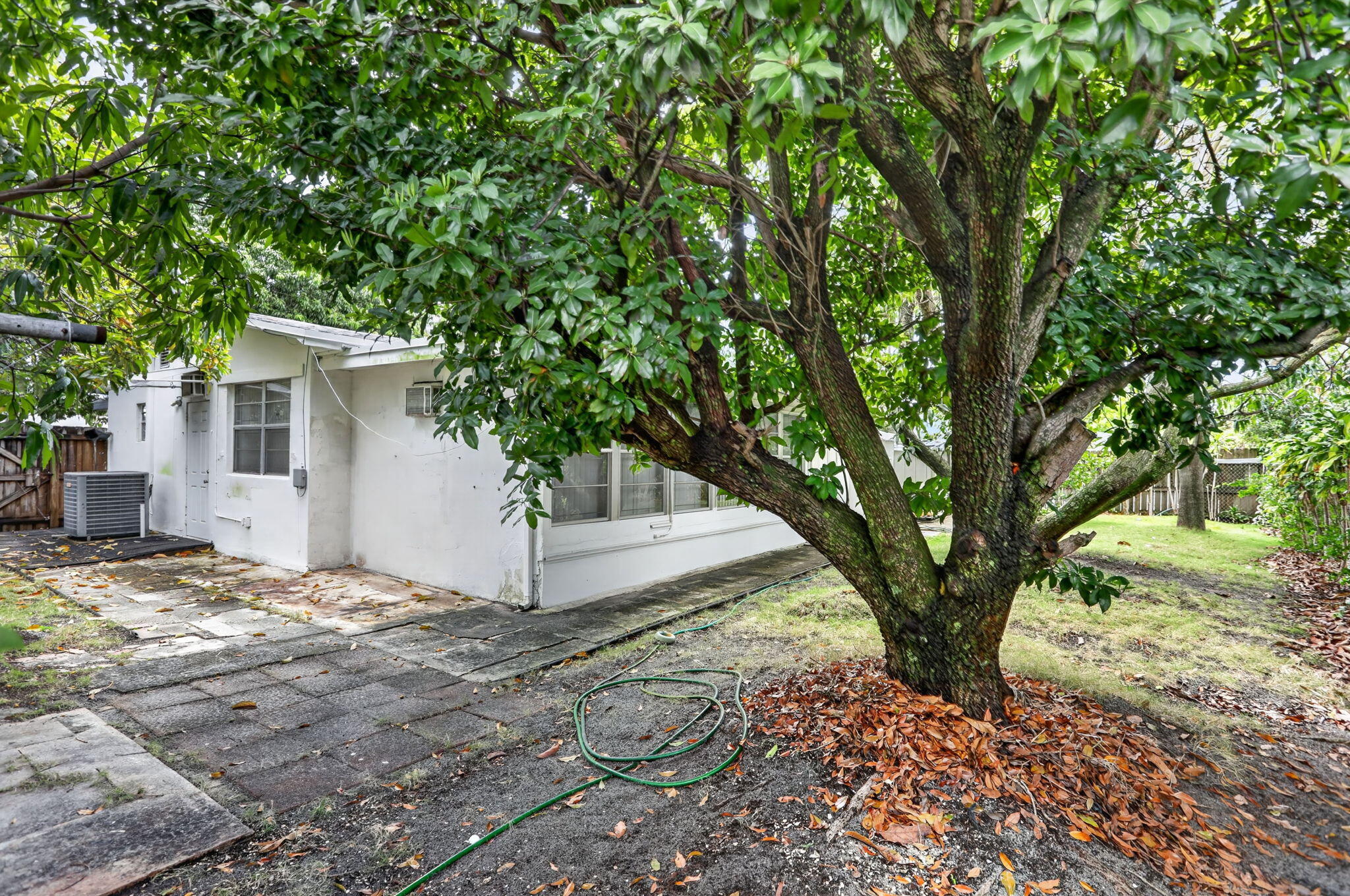 CRESTHAVEN NO 6 - Residential