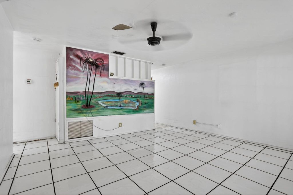 Photo of 2411 NE 10th Terrace, Pompano Beach, FL 33064 (MLS # B26013742)
