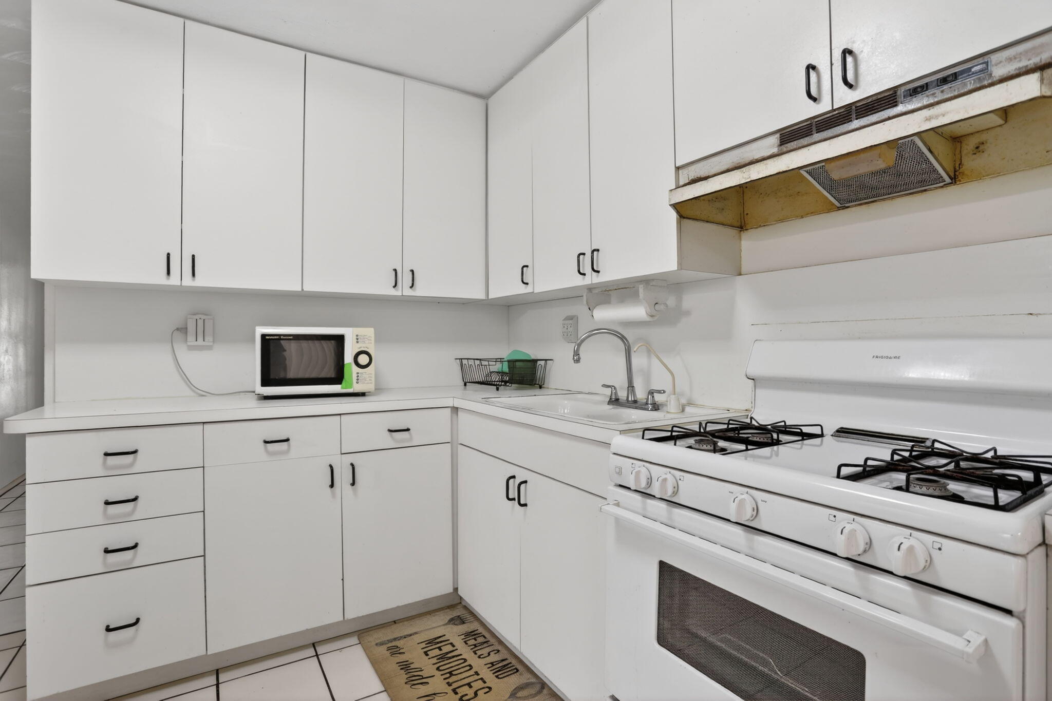 CRESTHAVEN NO 6 - Residential