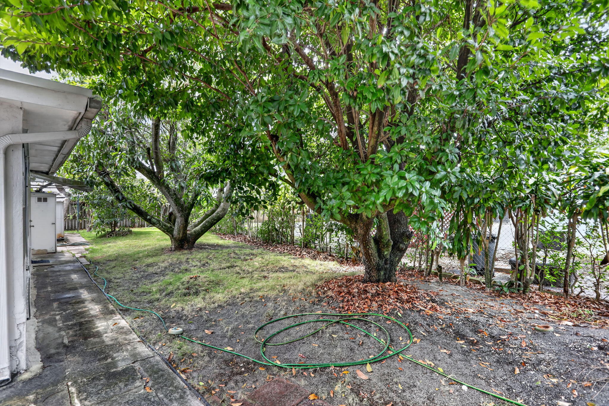 CRESTHAVEN NO 6 - Residential