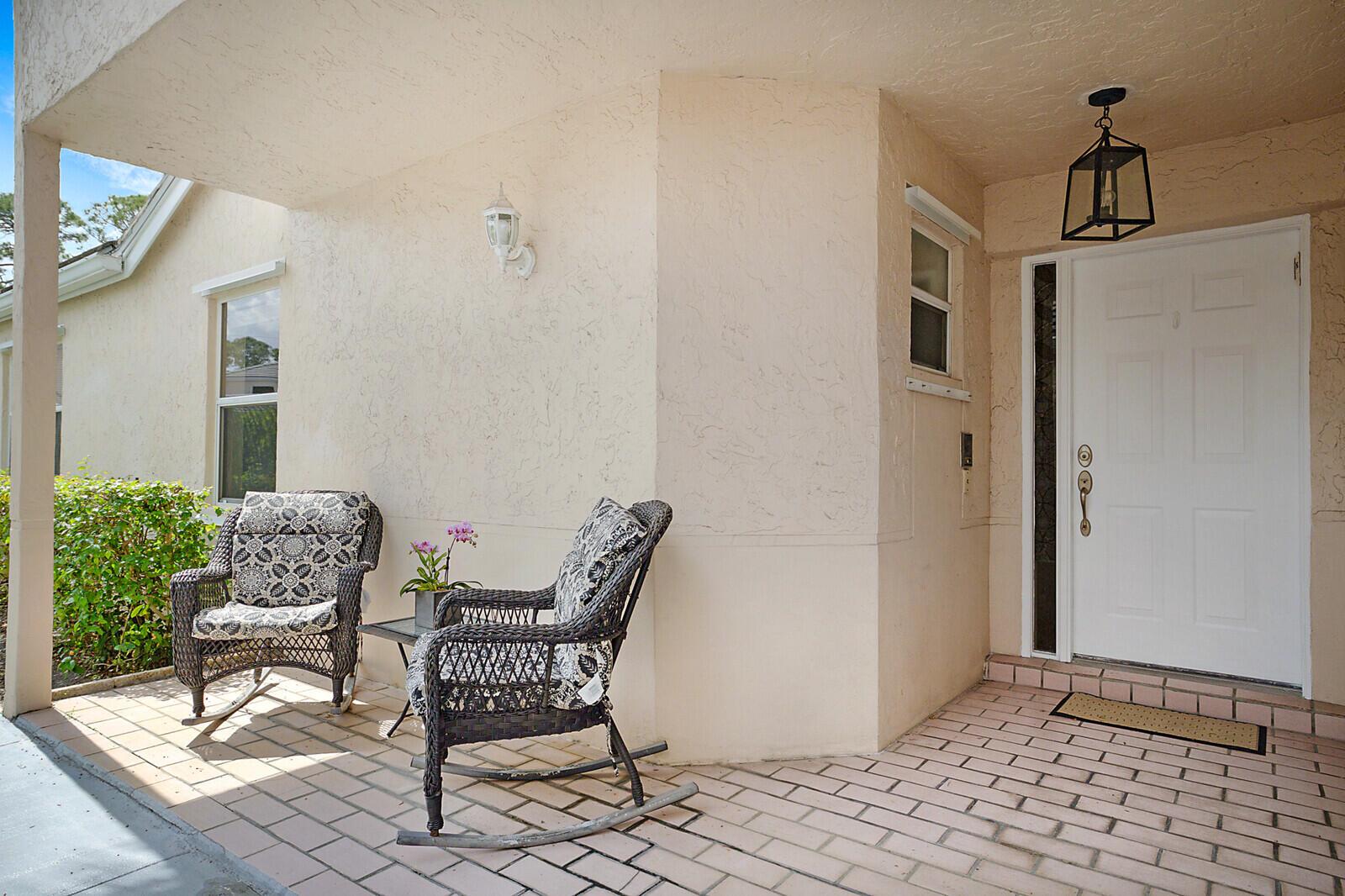 1091 Island Manor Drive