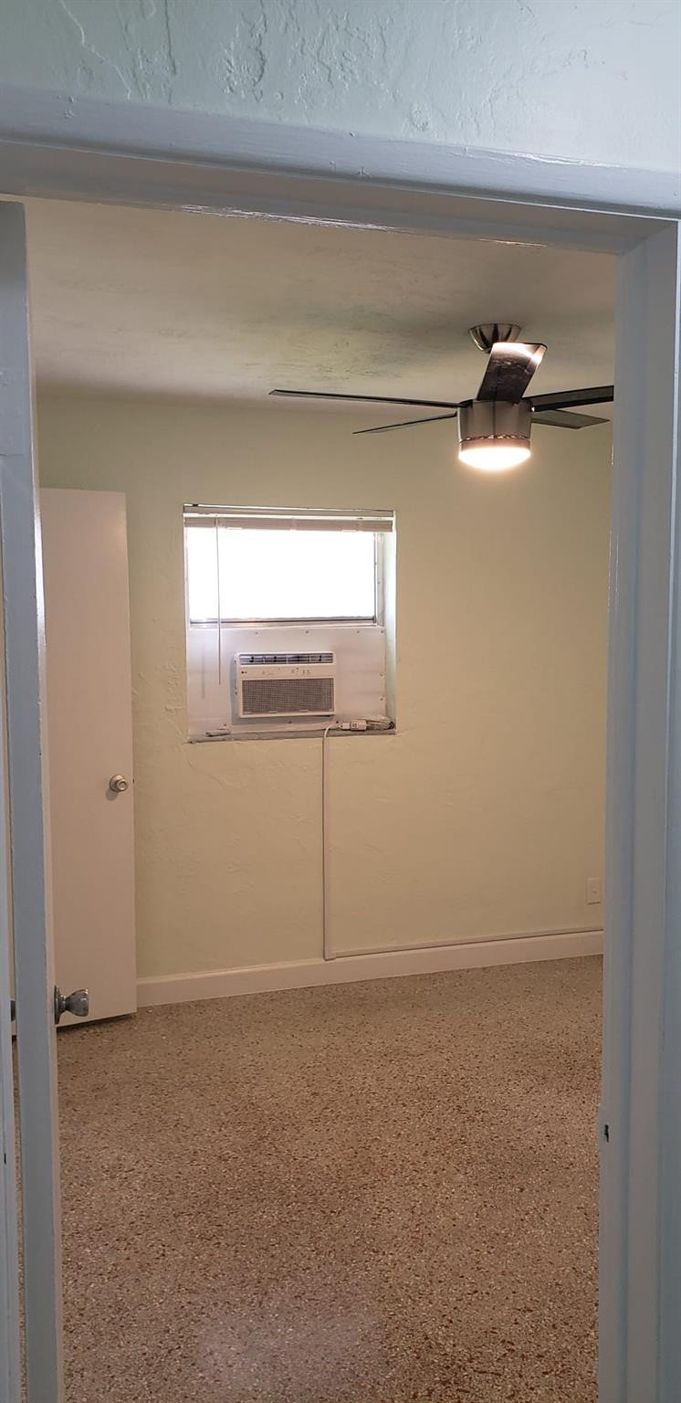 Playland Isles 37-14 B - Residential