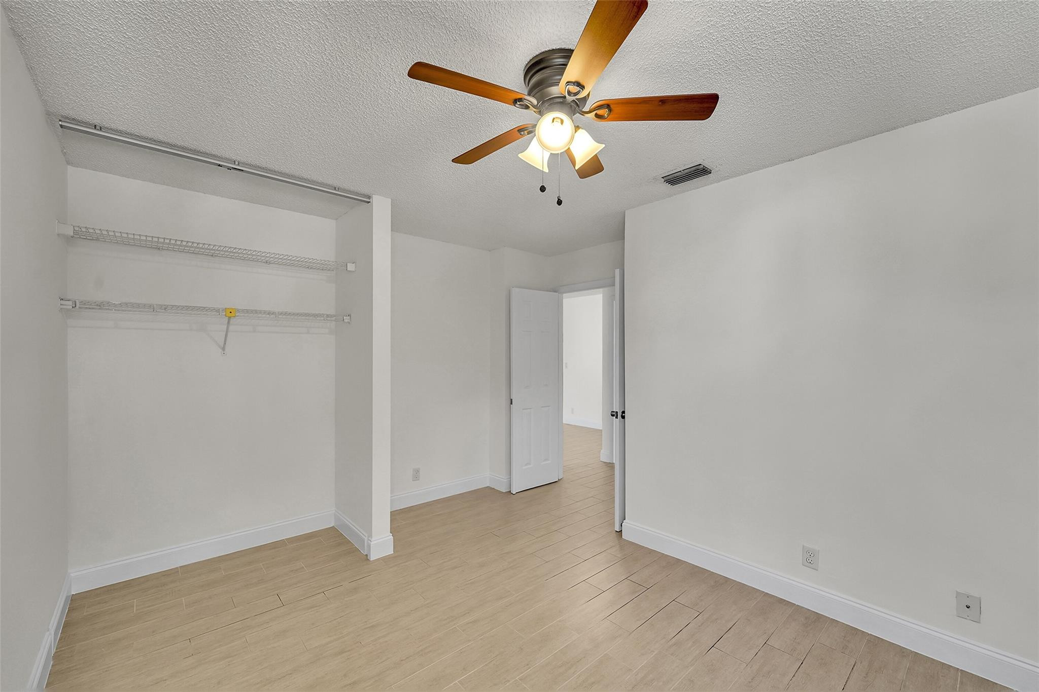 KARANDA VILLAGE VI-A COND - Residential