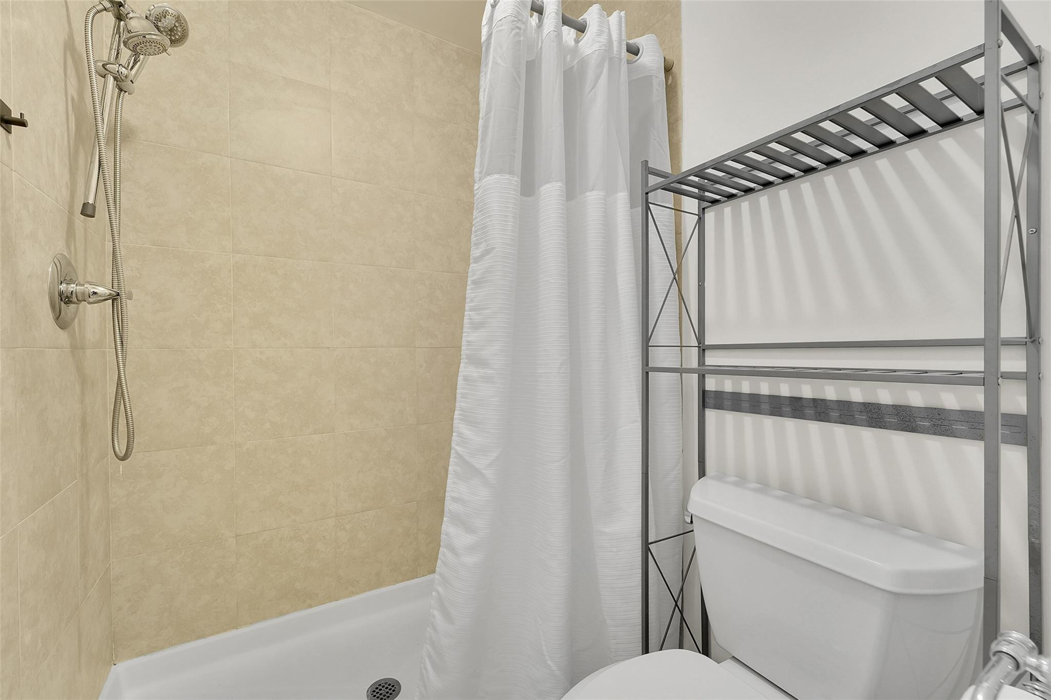 KARANDA VILLAGE VI-A COND - Residential