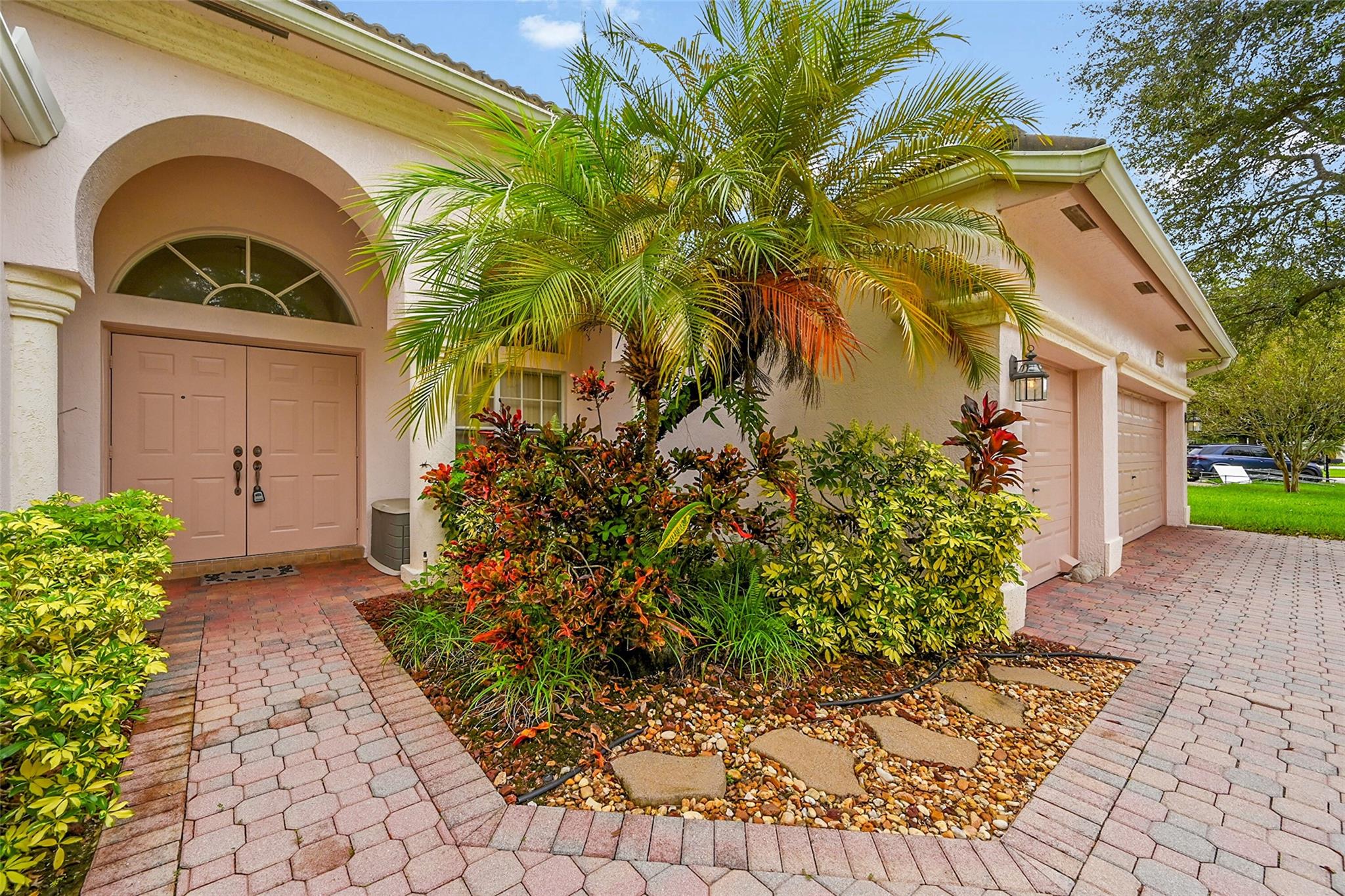 5045 NW 57th Way