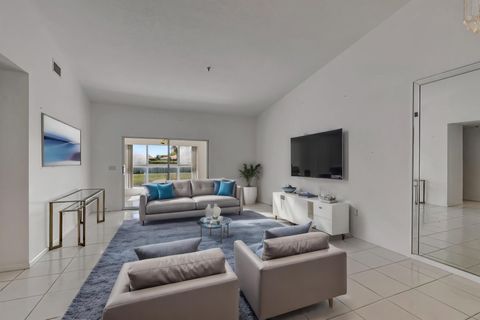 5952 Regal Glen Drive 204 Boynton Beach FL 33437