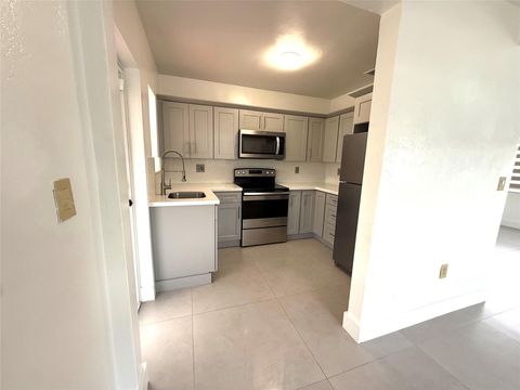 501 SW 67th Avenue Miami FL 33144