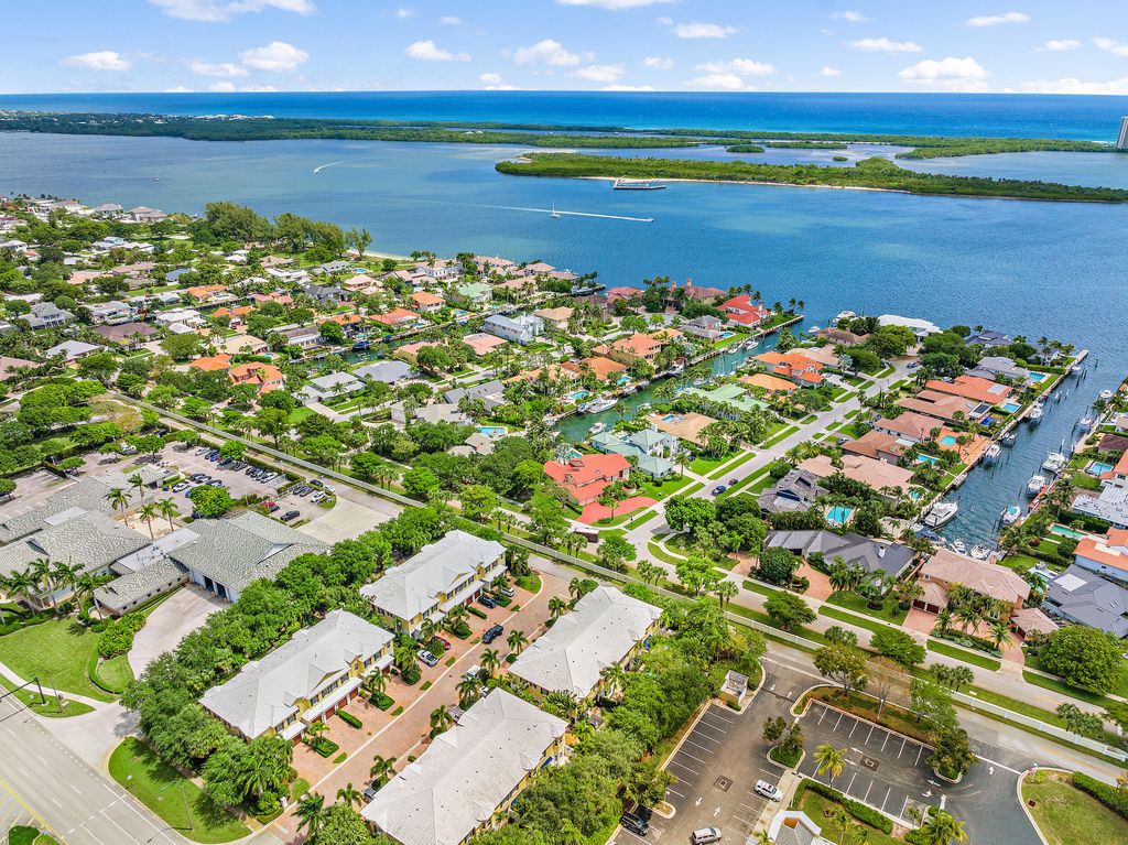 Photo of 209 Mariner Court, North Palm Beach, FL 33408 (MLS # R10791874)