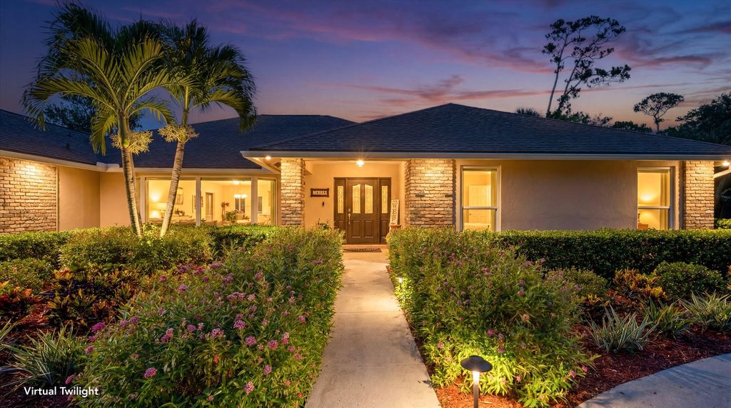 Photo of 13175 Doubletree Circle, Wellington, FL 33414 (MLS # B26034616)