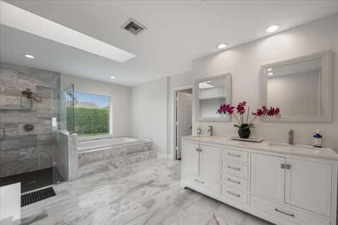 Tiny photo for 13175 Doubletree Circle, Wellington, FL 33414 (MLS # B26034616)