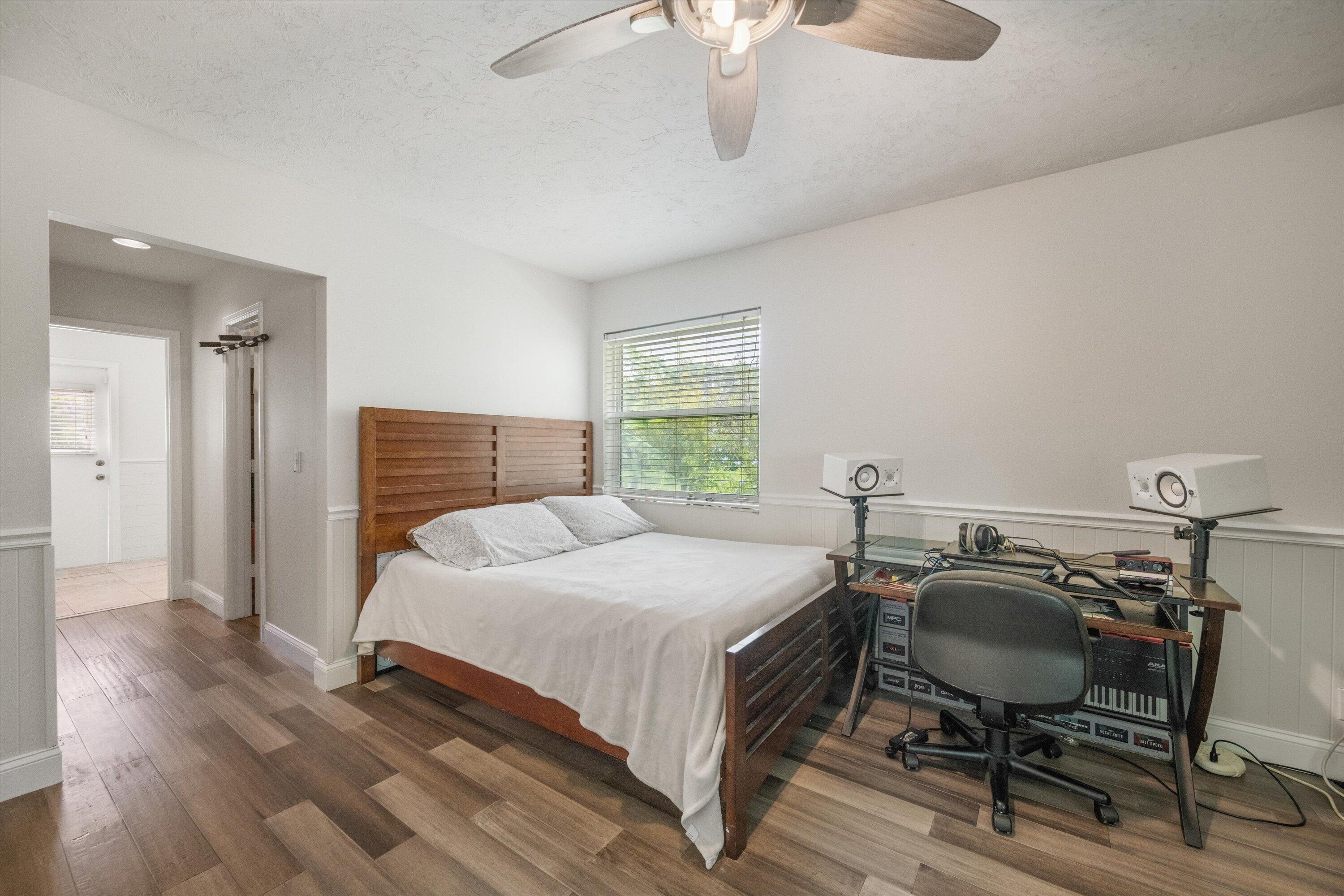 PINEWOOD OF WELLINGTON - Residential