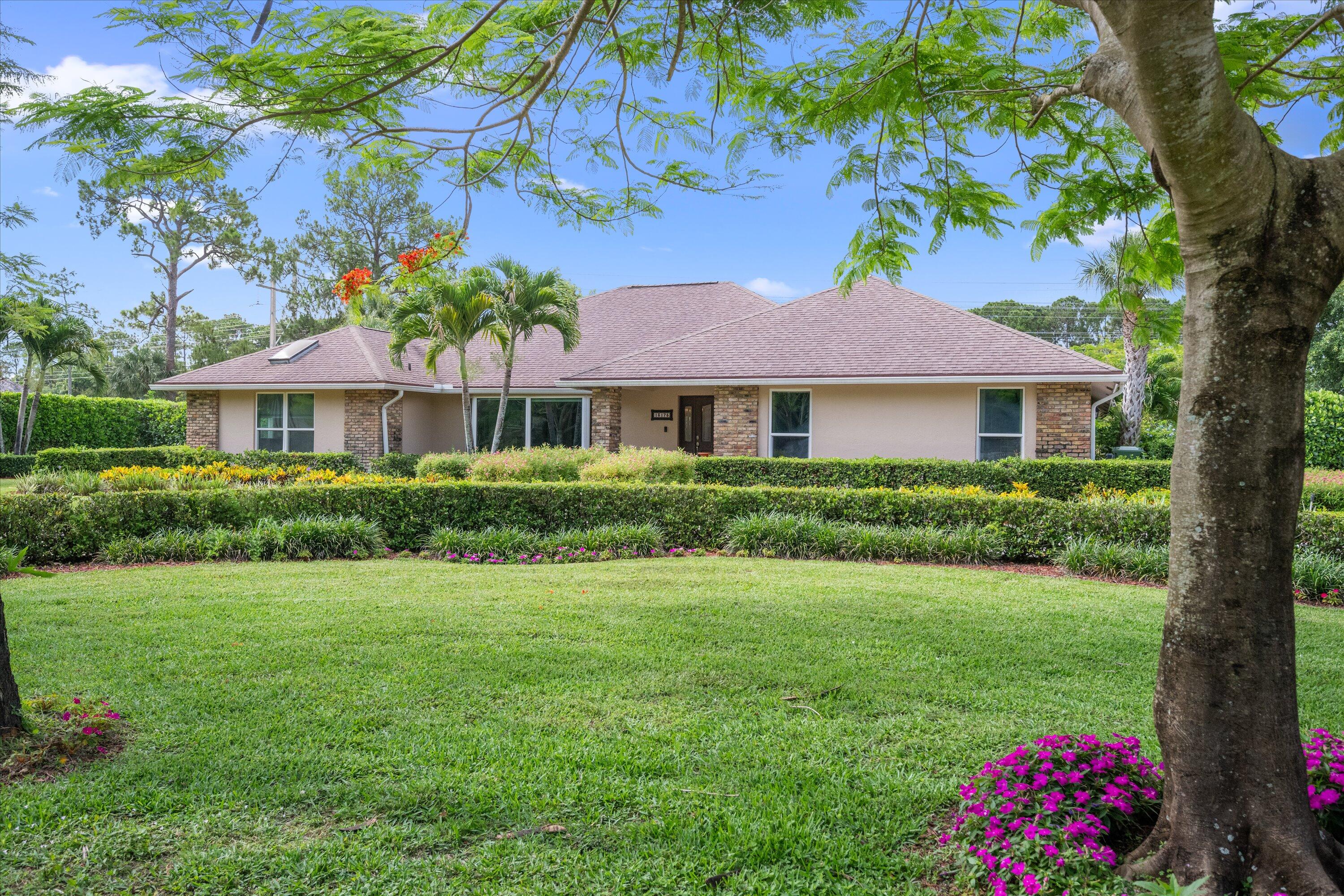 13175 Doubletree Circle
