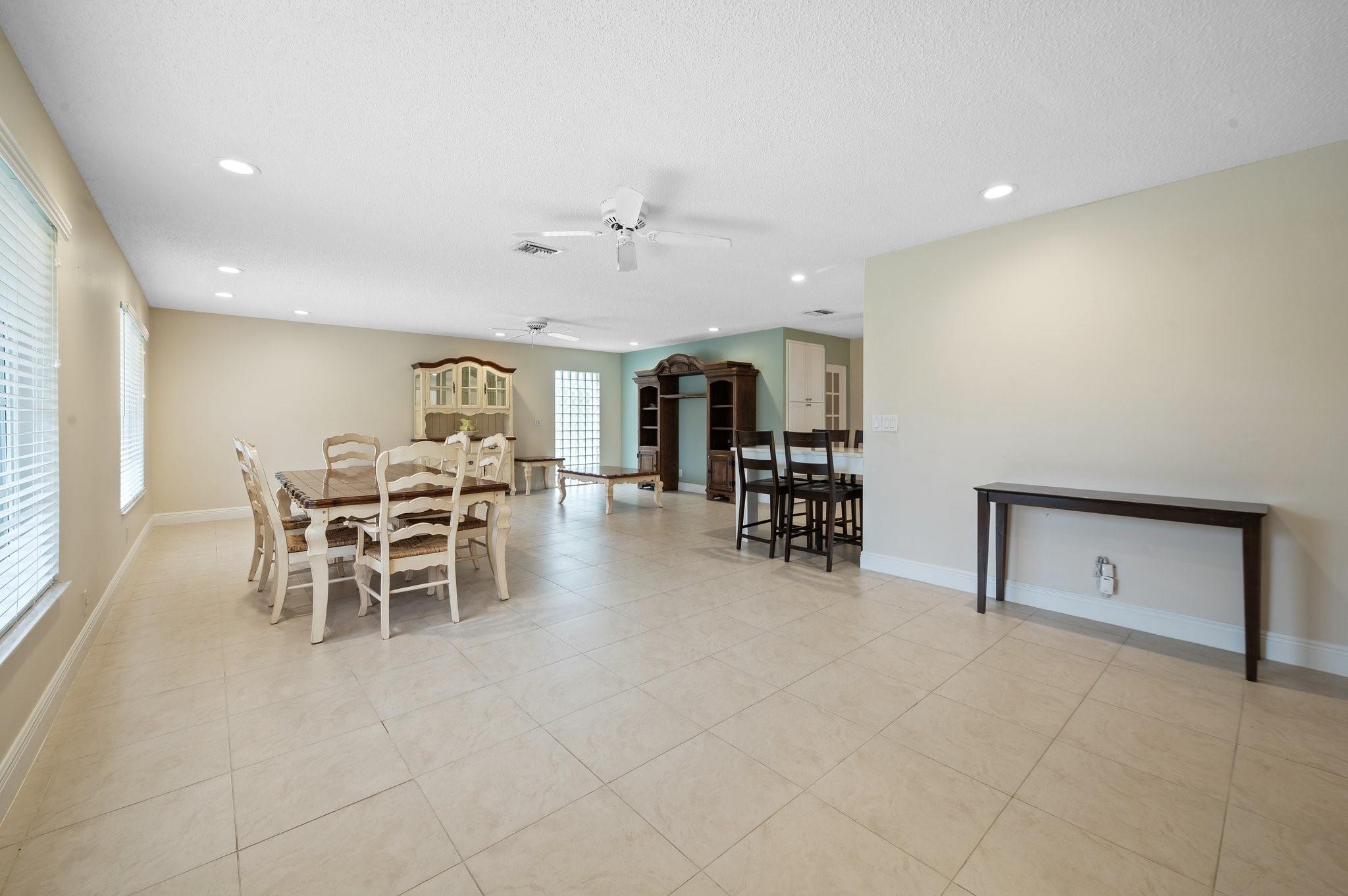 Country Estates 91-16 B - Residential