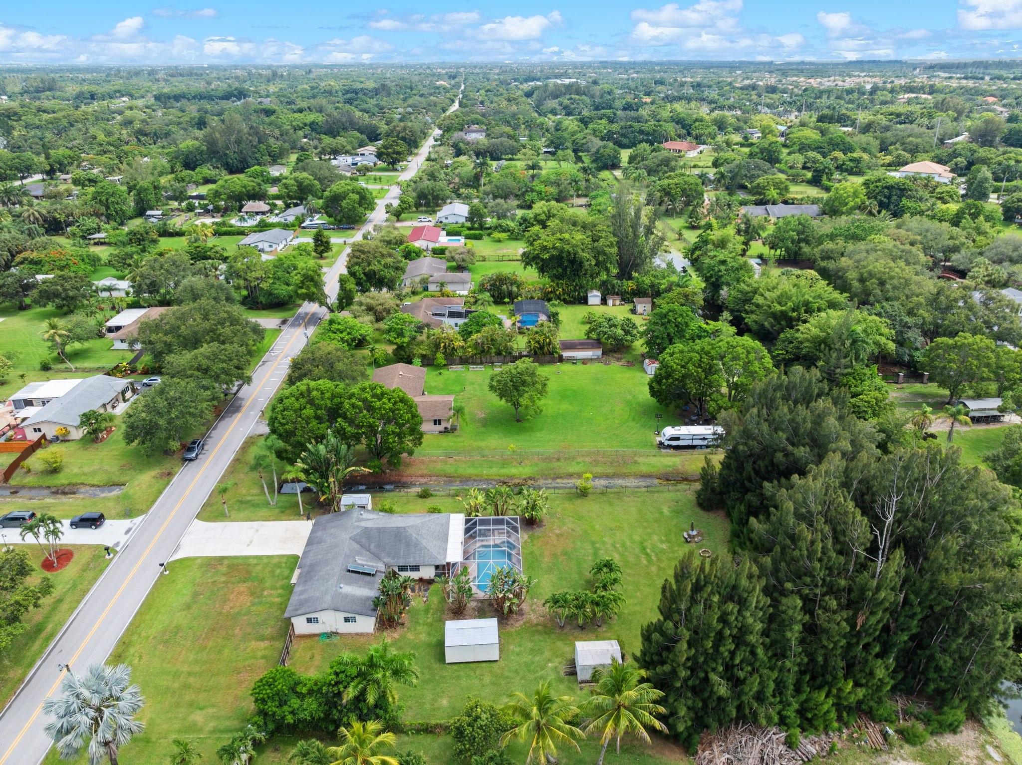 Country Estates 91-16 B - Residential