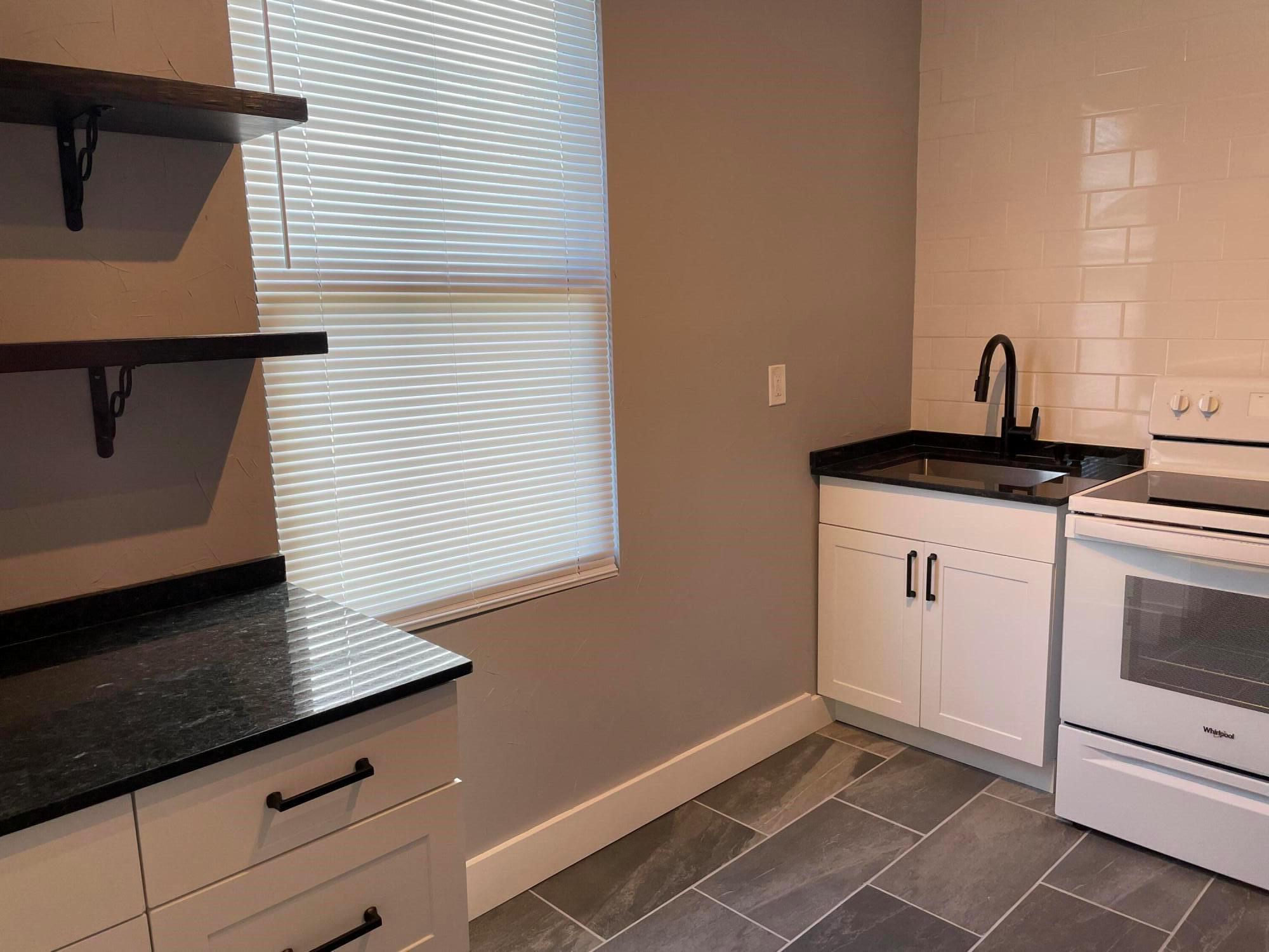 PALM BEACH NORTH - Residential Lease