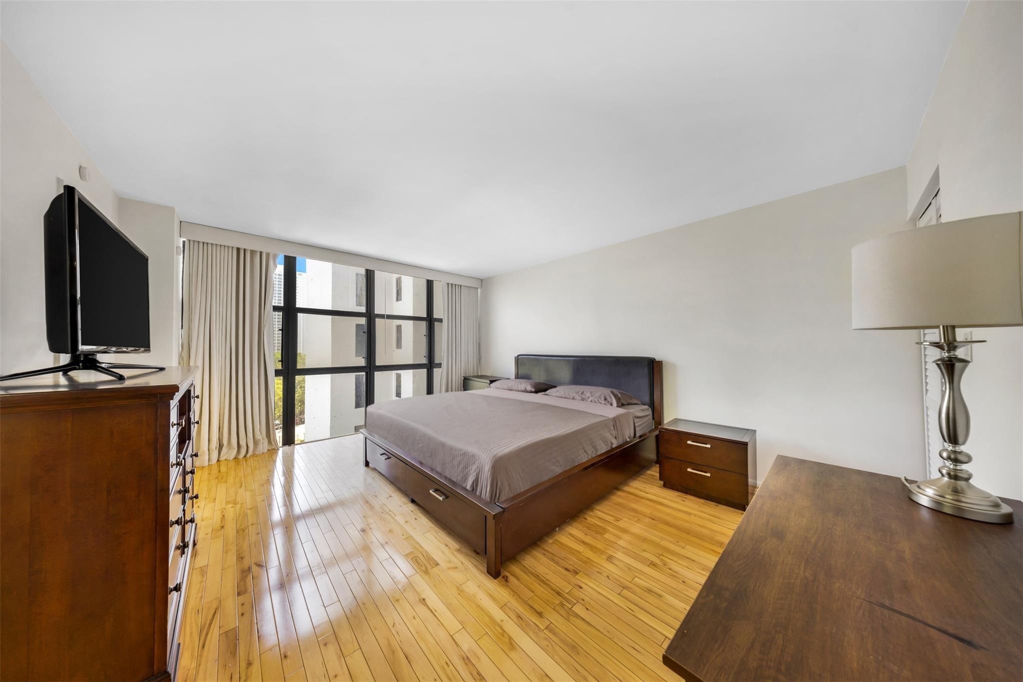 TOWER AT BISCAYNE COVE - Residential