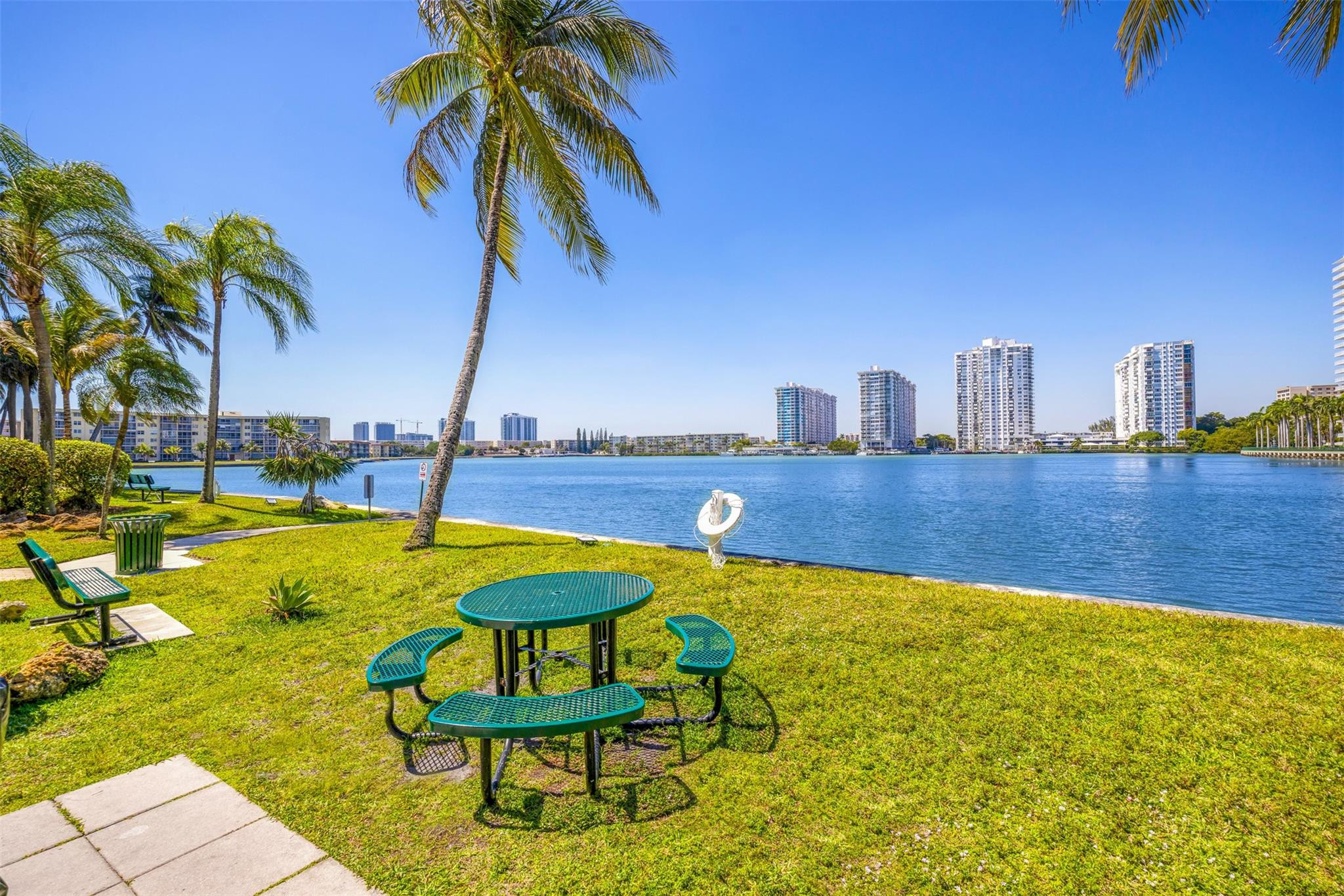 TOWER AT BISCAYNE COVE - Residential