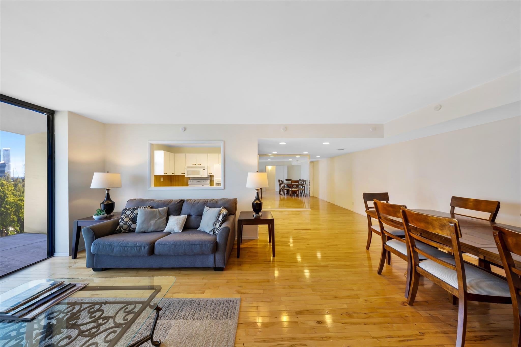 TOWER AT BISCAYNE COVE - Residential