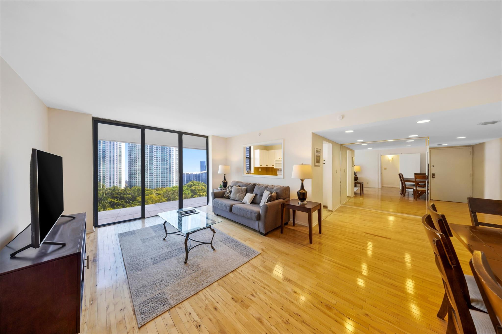 TOWER AT BISCAYNE COVE - Residential