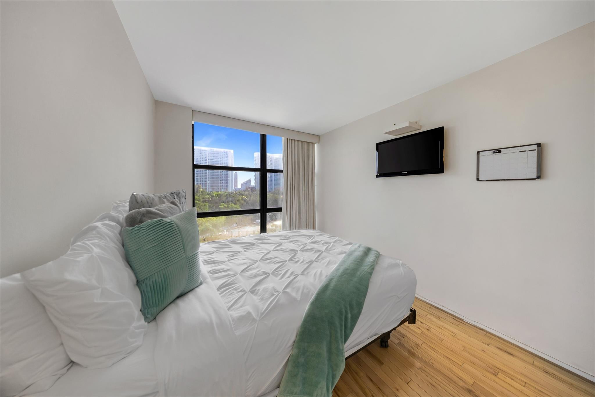 TOWER AT BISCAYNE COVE - Residential