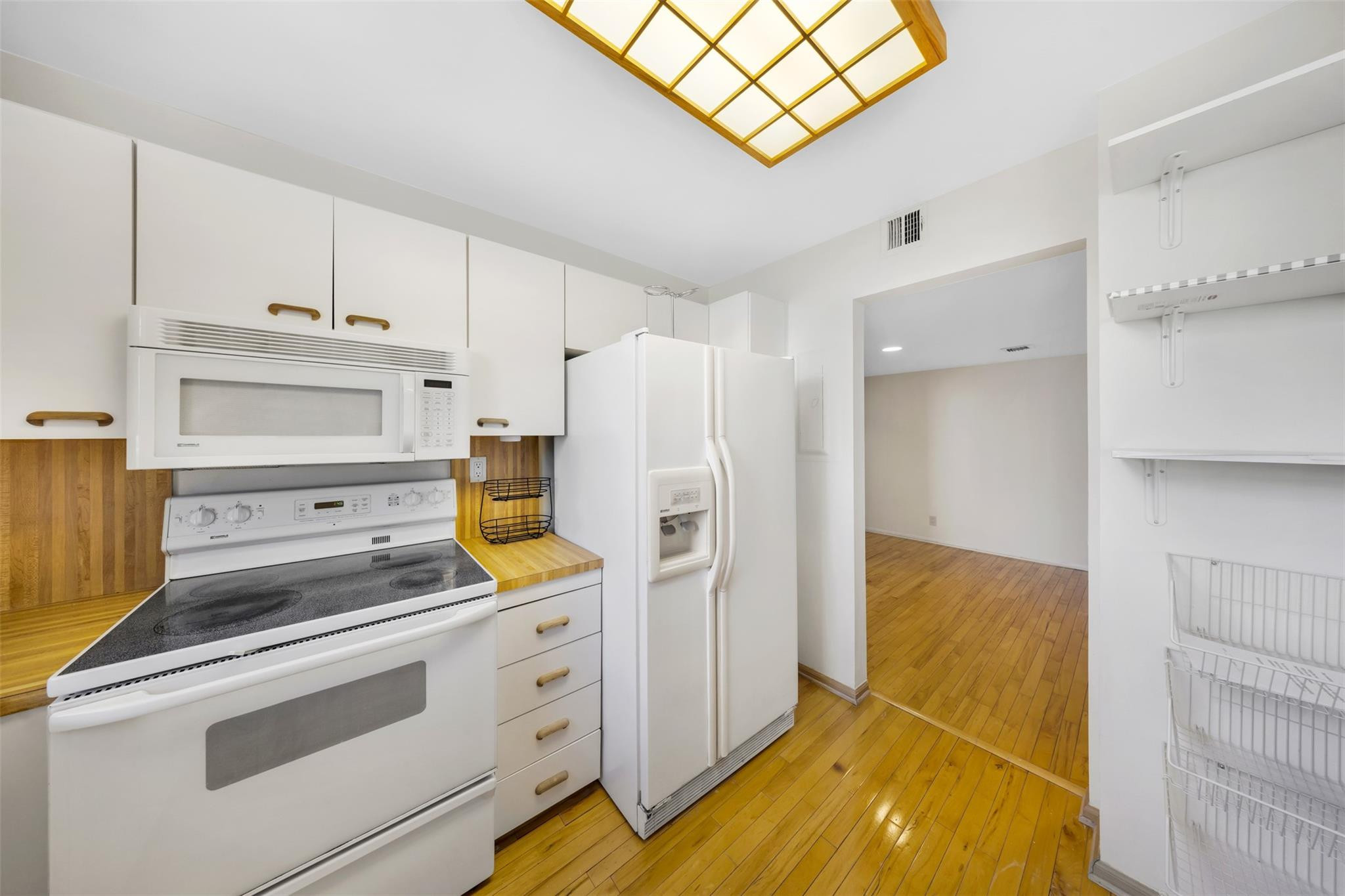 TOWER AT BISCAYNE COVE - Residential