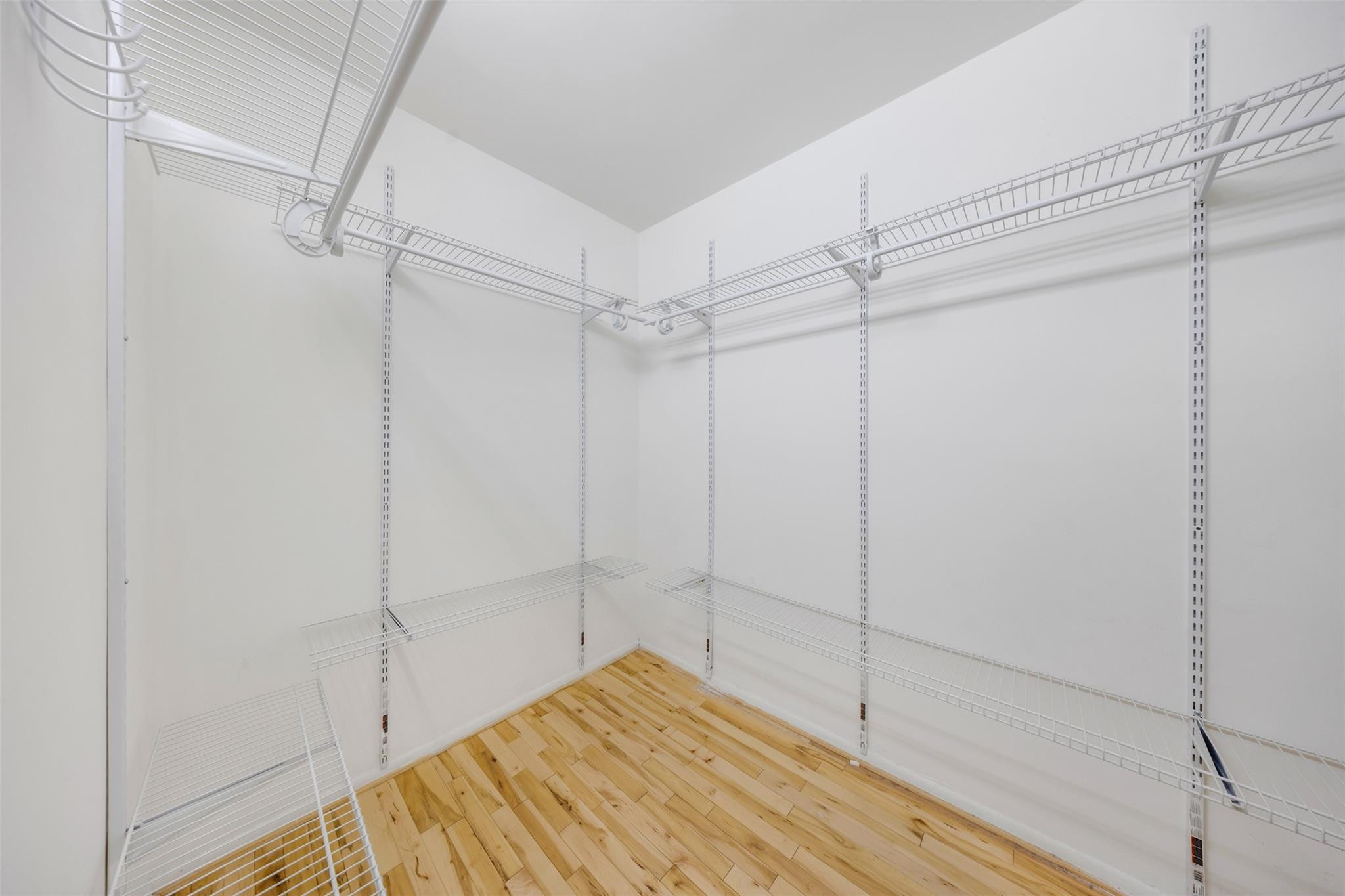 TOWER AT BISCAYNE COVE - Residential