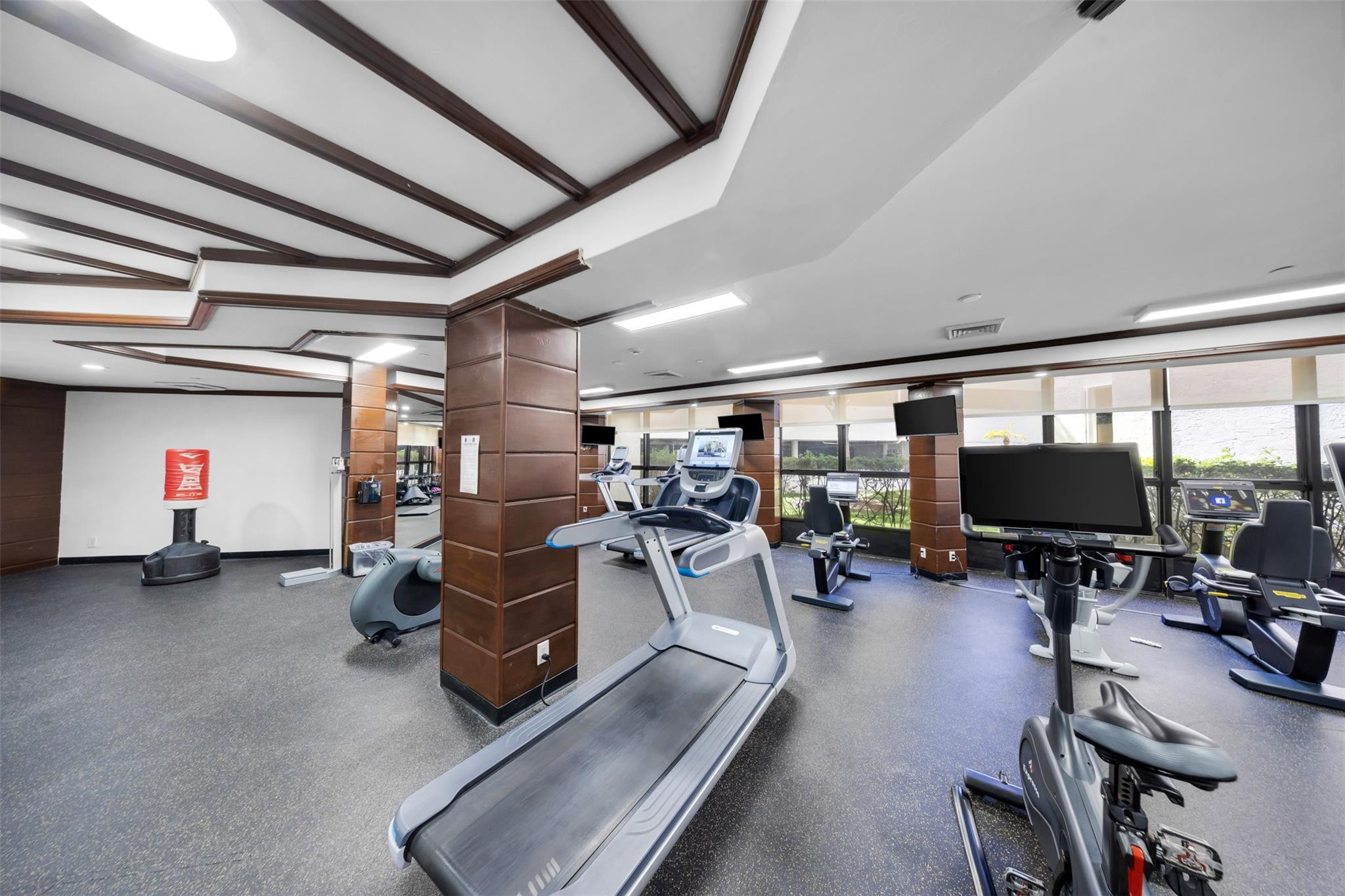 TOWER AT BISCAYNE COVE - Residential