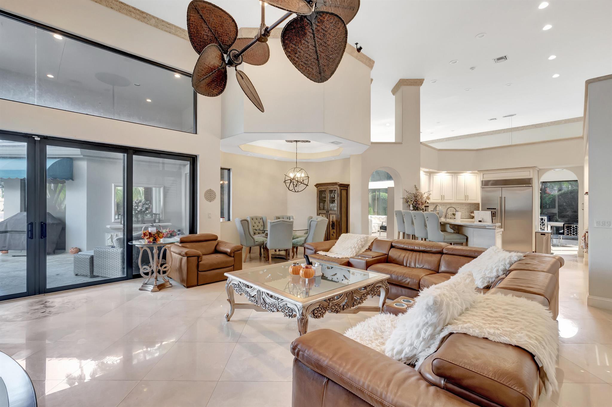 VINTAGE PLACE - Residential