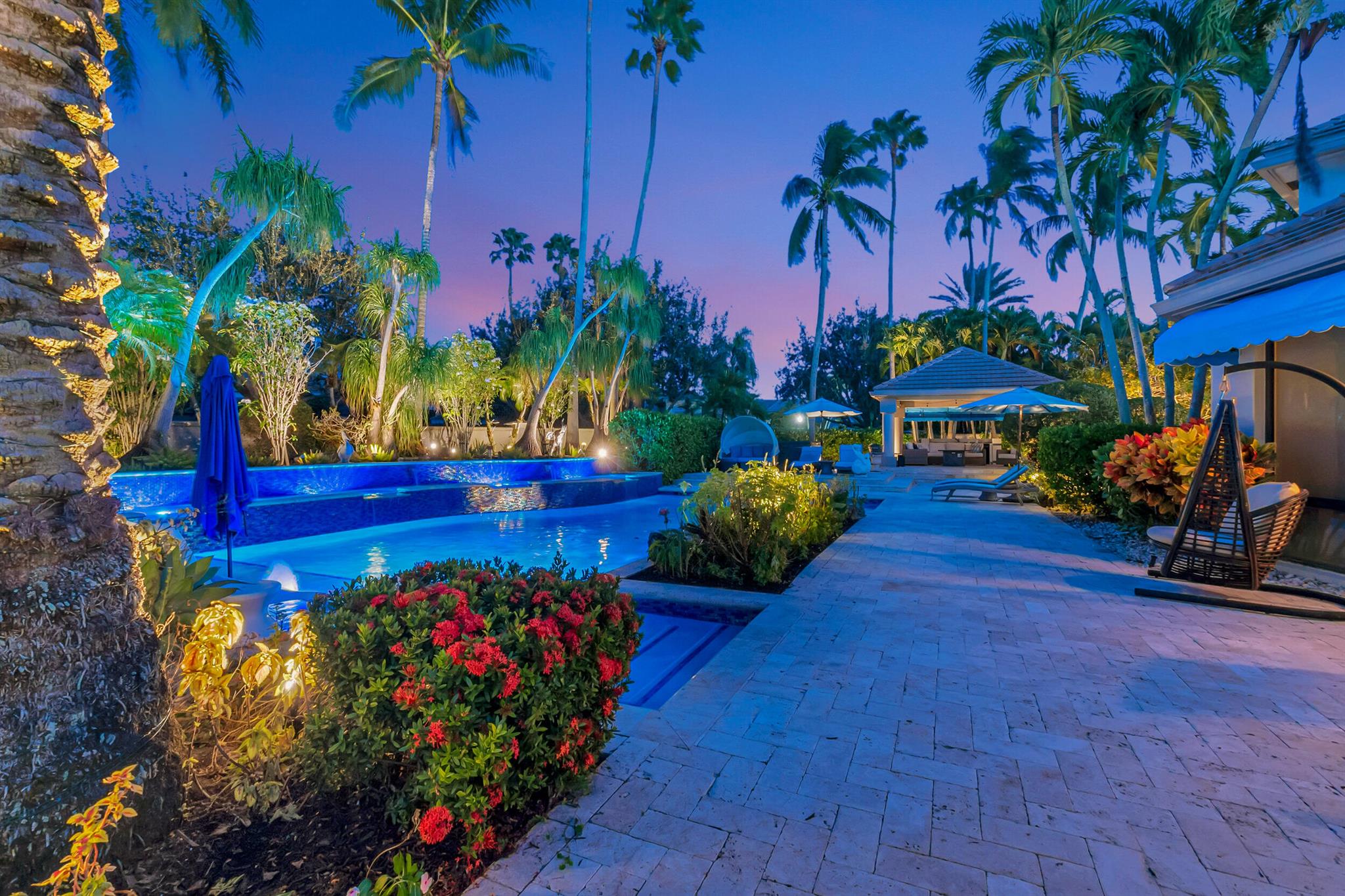 VINTAGE PLACE - Residential