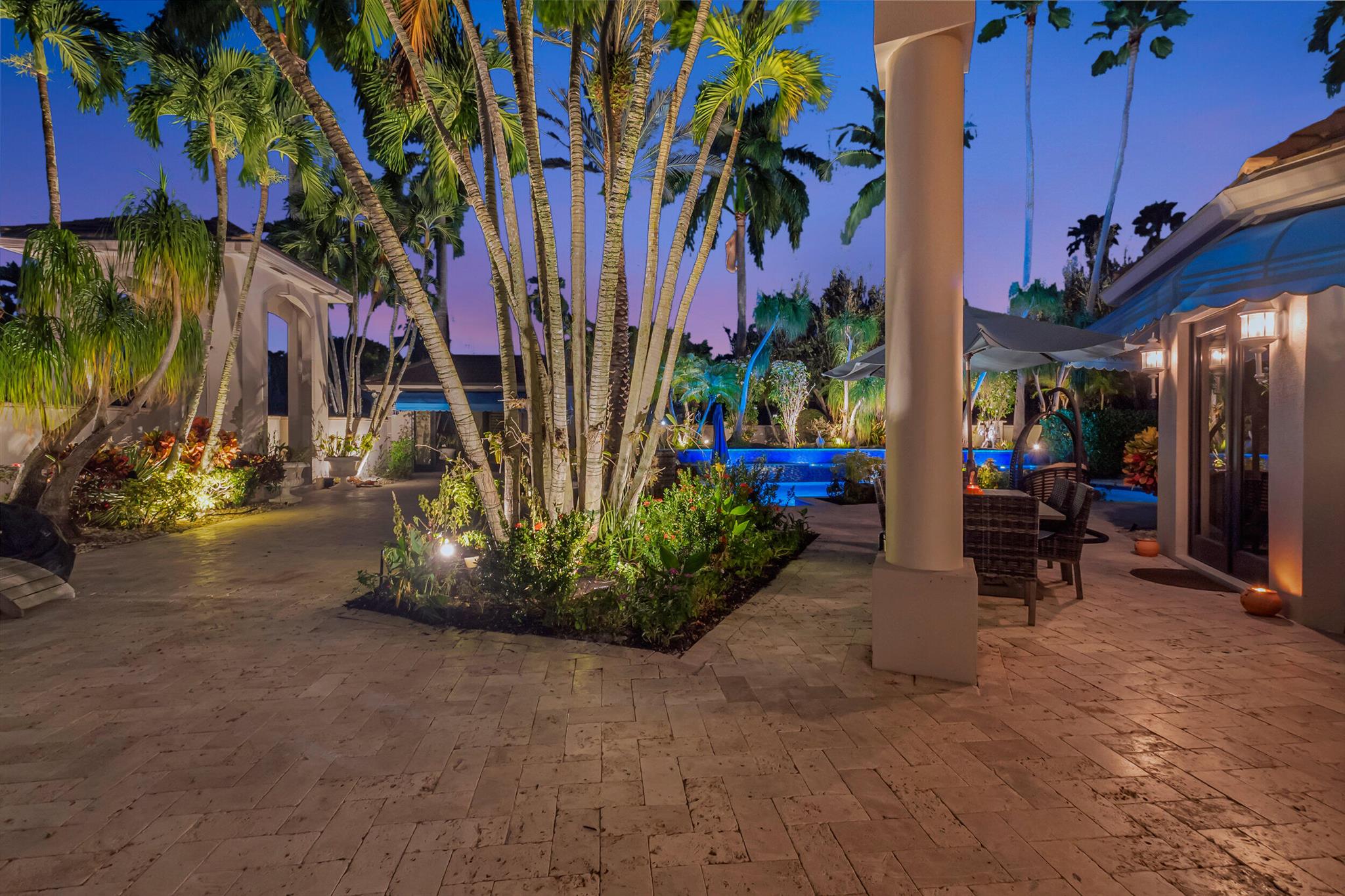 VINTAGE PLACE - Residential