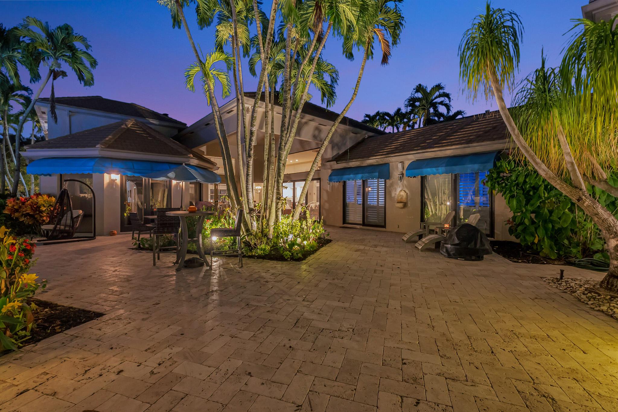 VINTAGE PLACE - Residential