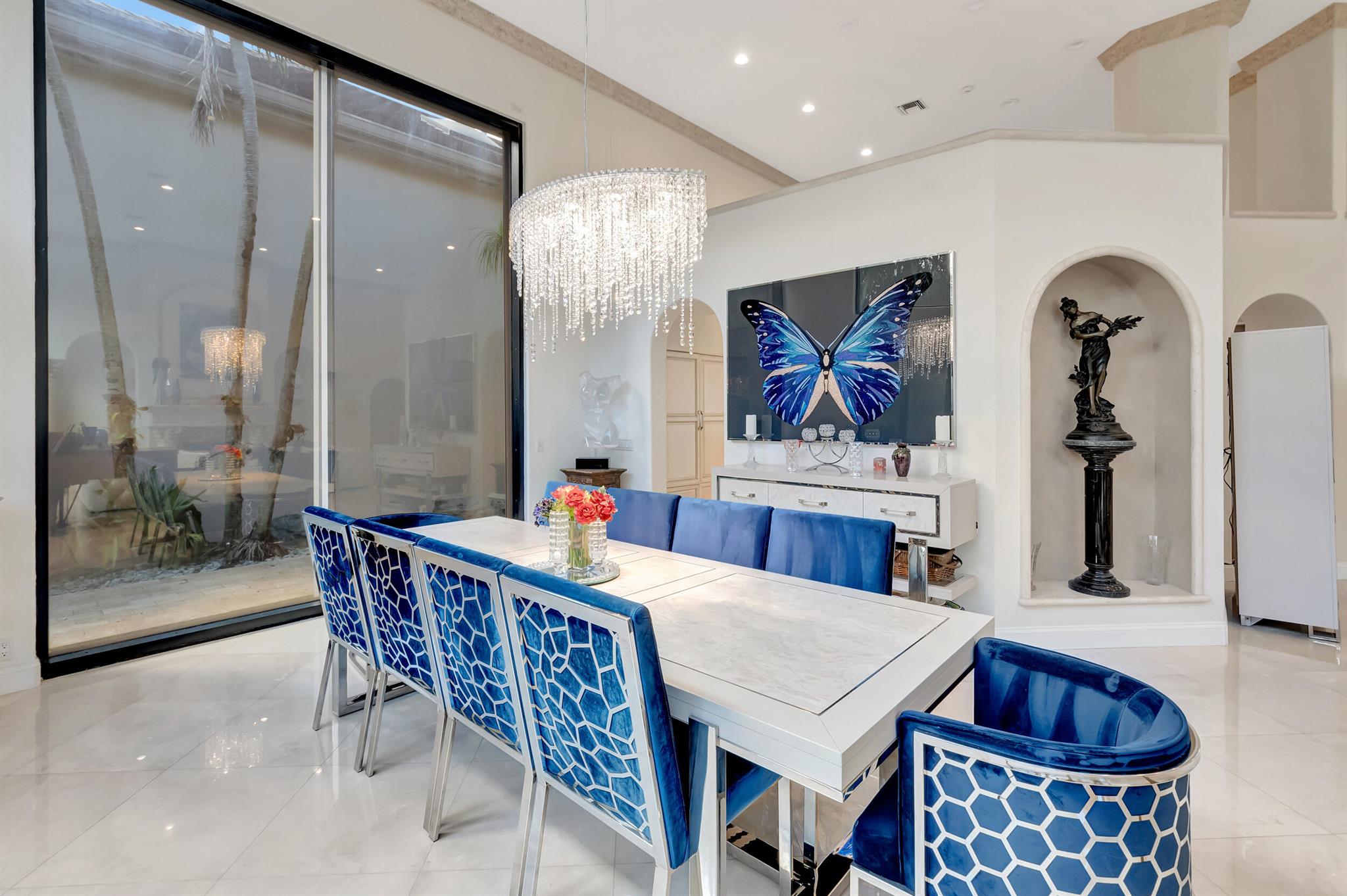 VINTAGE PLACE - Residential