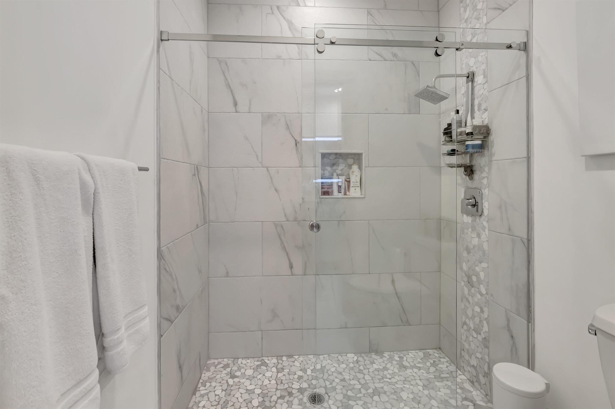 VINTAGE PLACE - Residential