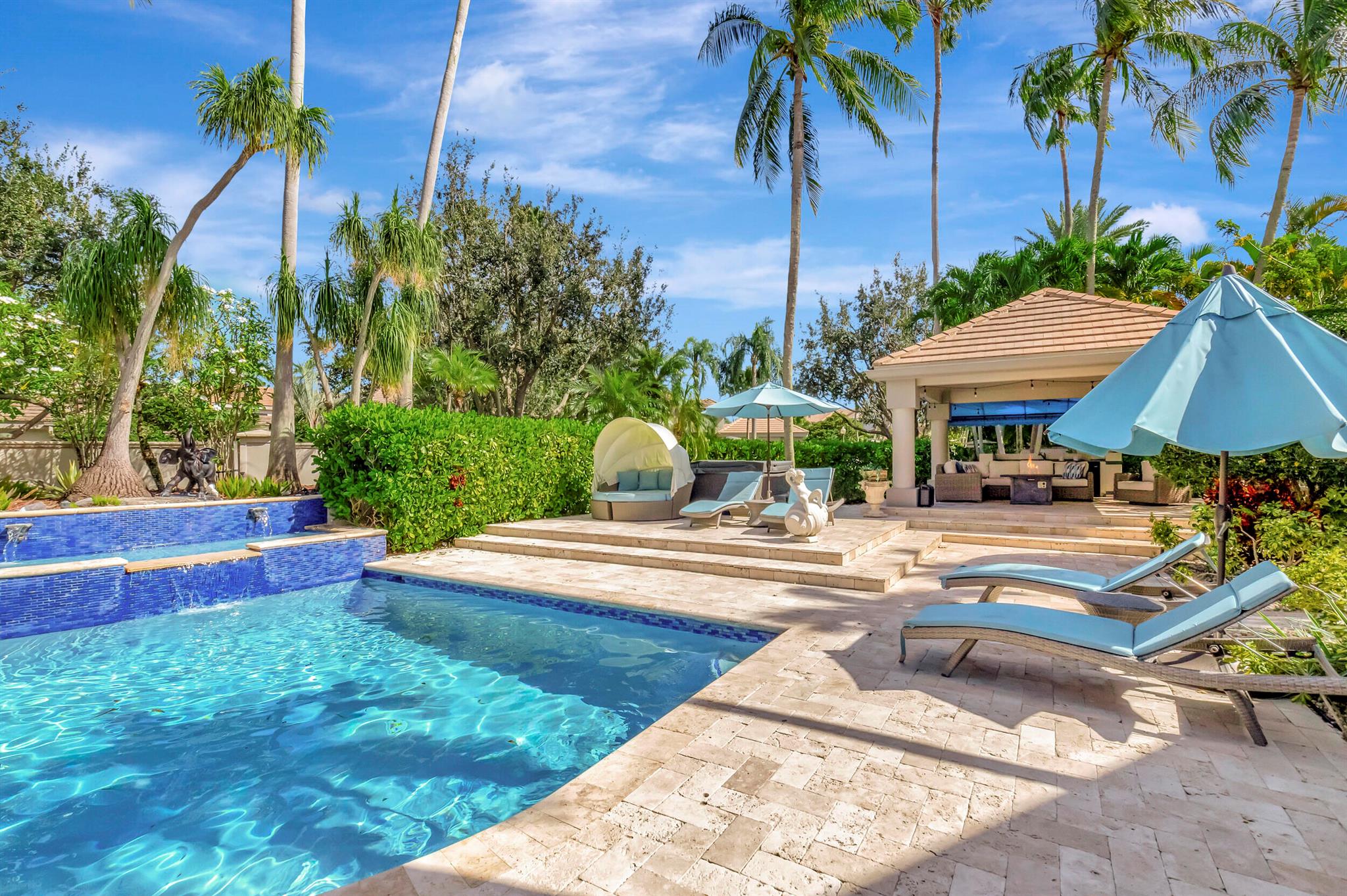 VINTAGE PLACE - Residential