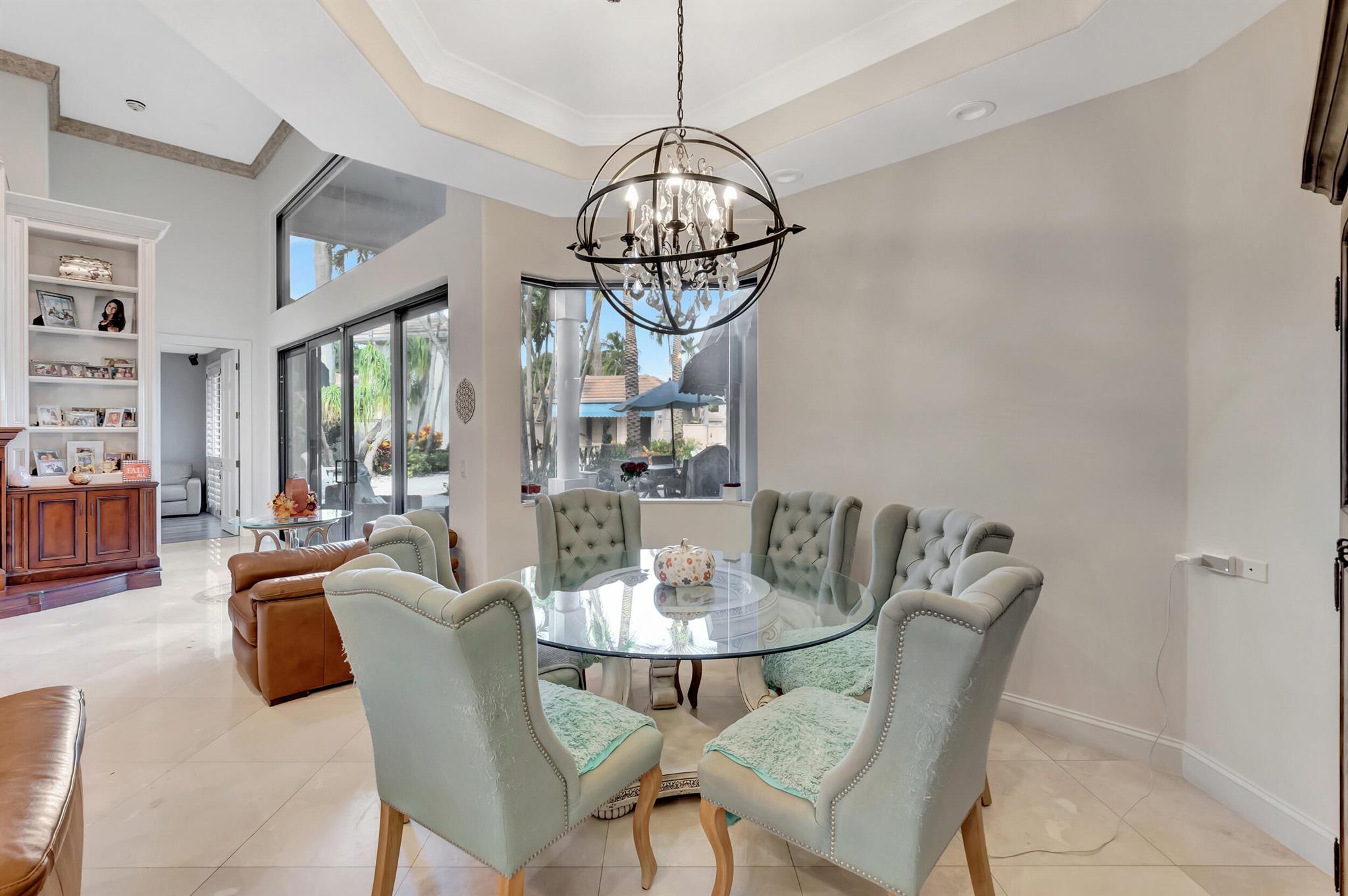 VINTAGE PLACE - Residential