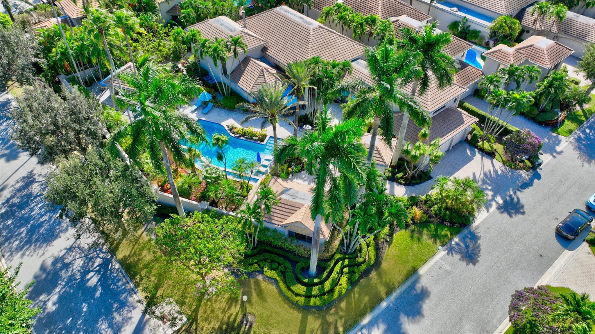 VINTAGE PLACE - Residential