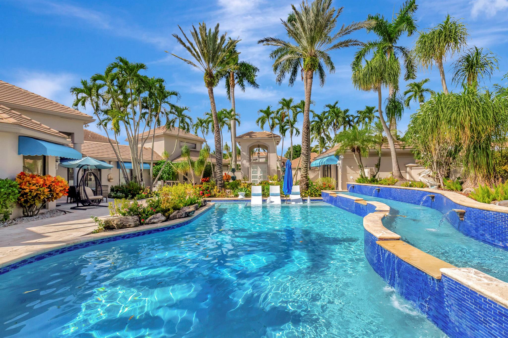 VINTAGE PLACE - Residential