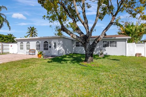 A home in Deerfield Beach