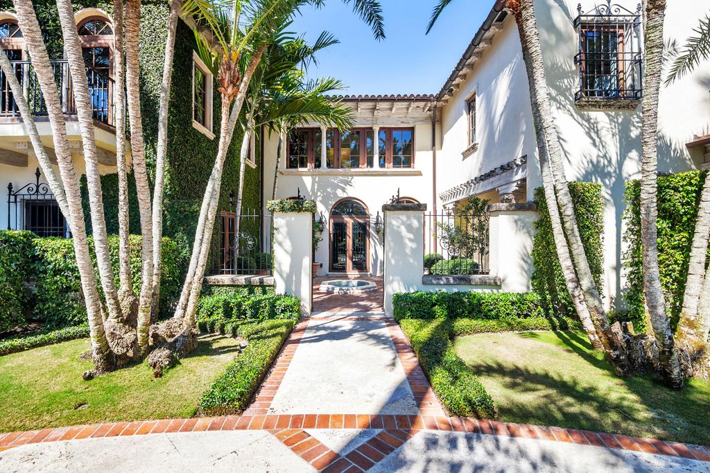 Photo of 237 El Bravo Way, Palm Beach, FL 33480 (MLS # R11167995)