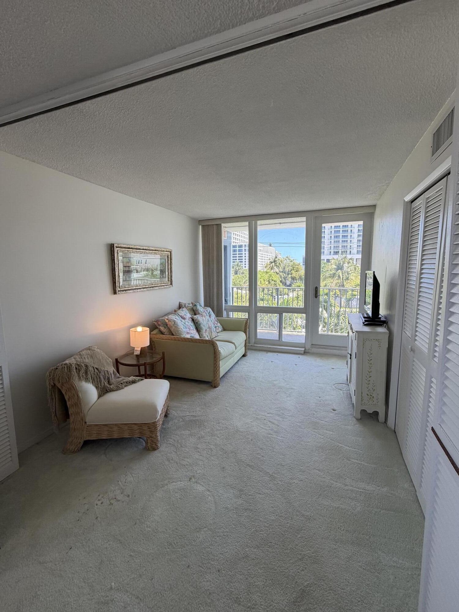 BRITANNIA CONDO - Residential