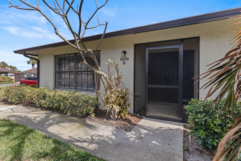 Photo of 1619 Laurel Leaf Lane #B, Fort Pierce, FL 34950 (MLS # R11165797)