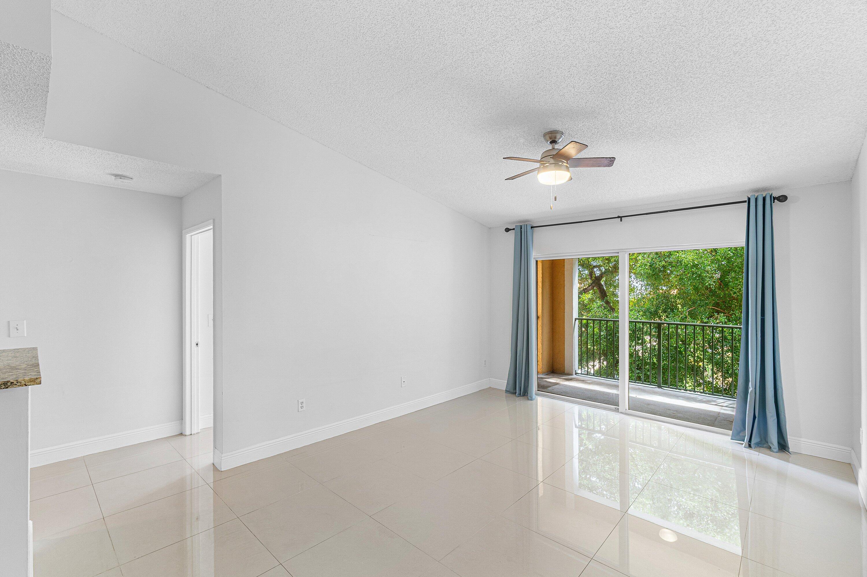131 Yacht Club Way 307