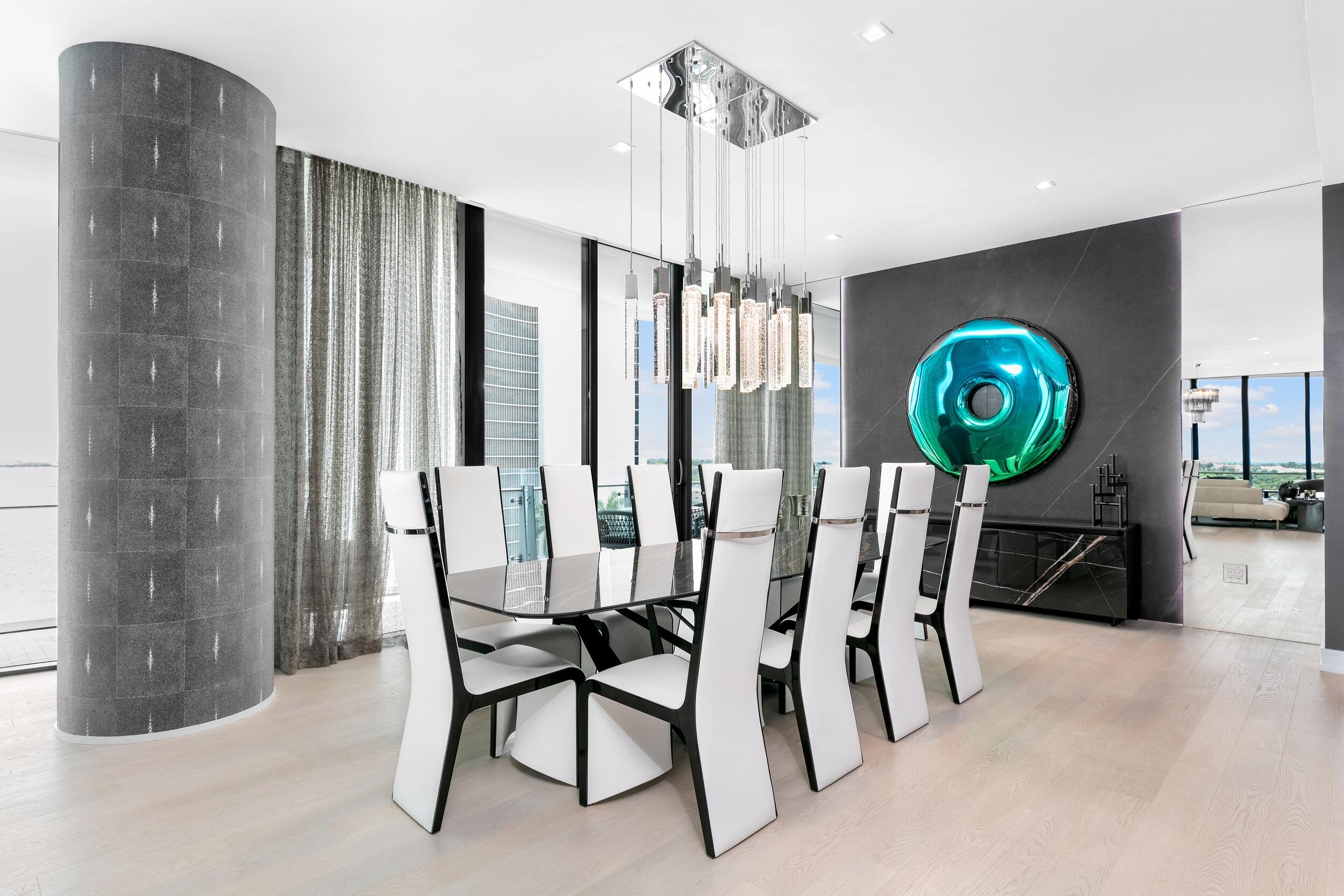 BRISTOL CONDO - Residential