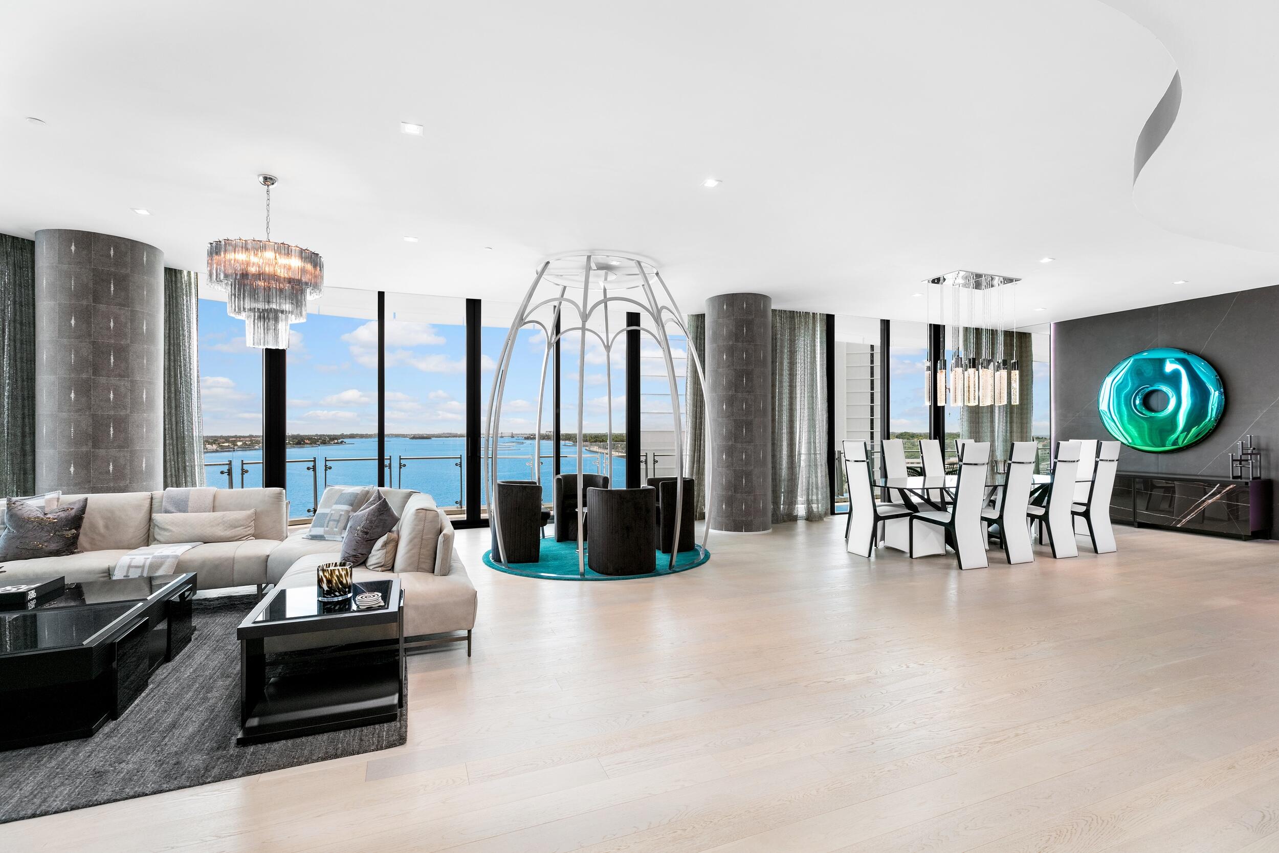 BRISTOL CONDO - Residential