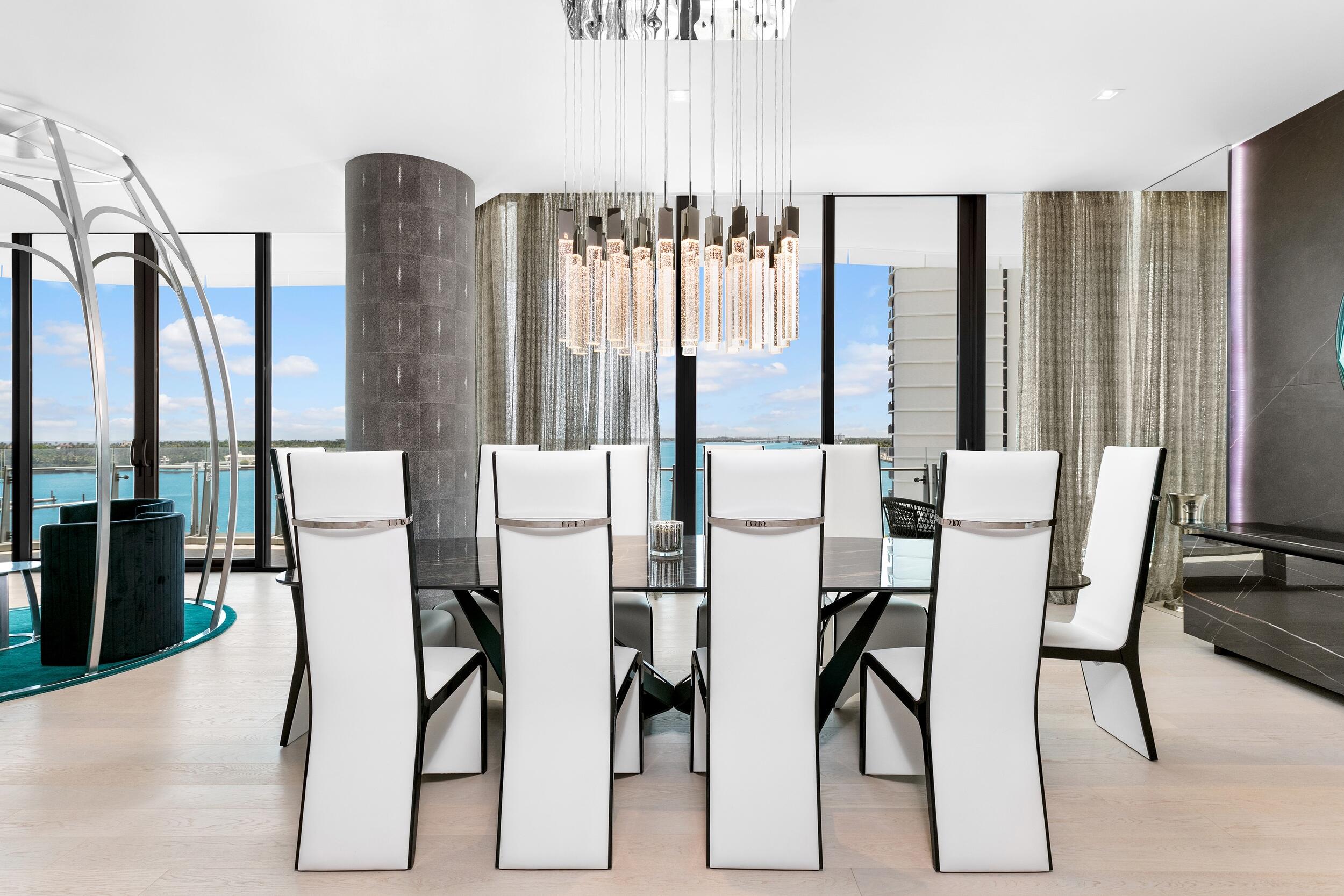 BRISTOL CONDO - Residential